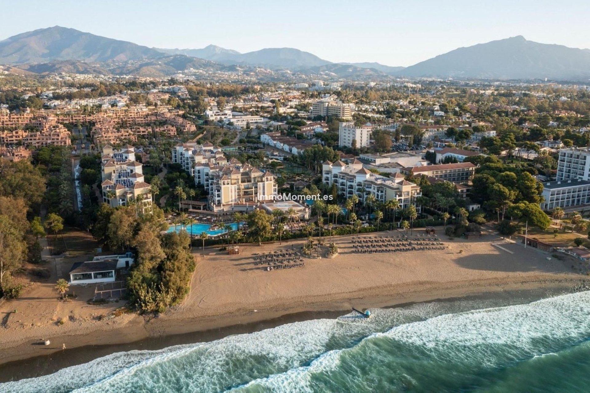 Bestaande woning - Perceel - Estepona  - Atalaya