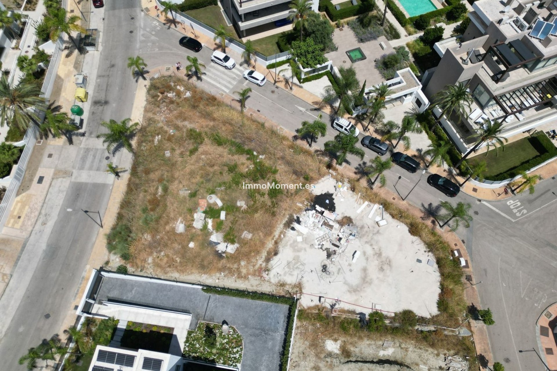 Bestaande woning - Perceel - Estepona  - Cancelada