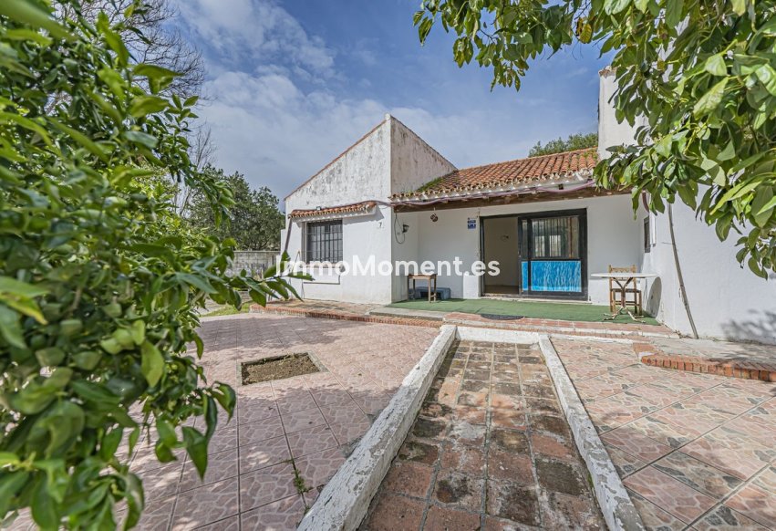 Bestaande woning - Perceel - Estepona  - Costalita