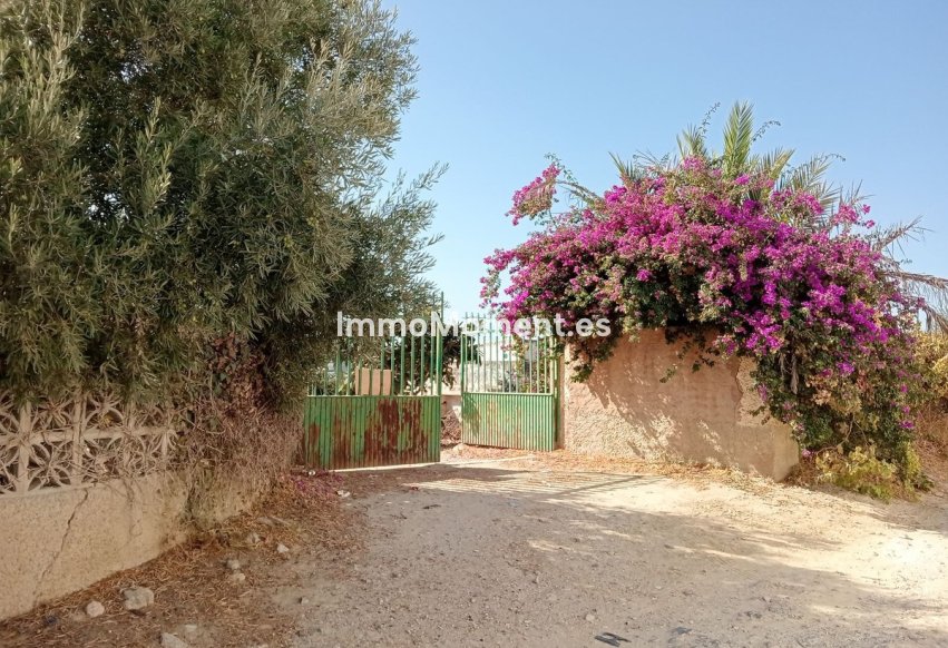 Bestaande woning - Perceel - Málaga - Estación de Campanillas