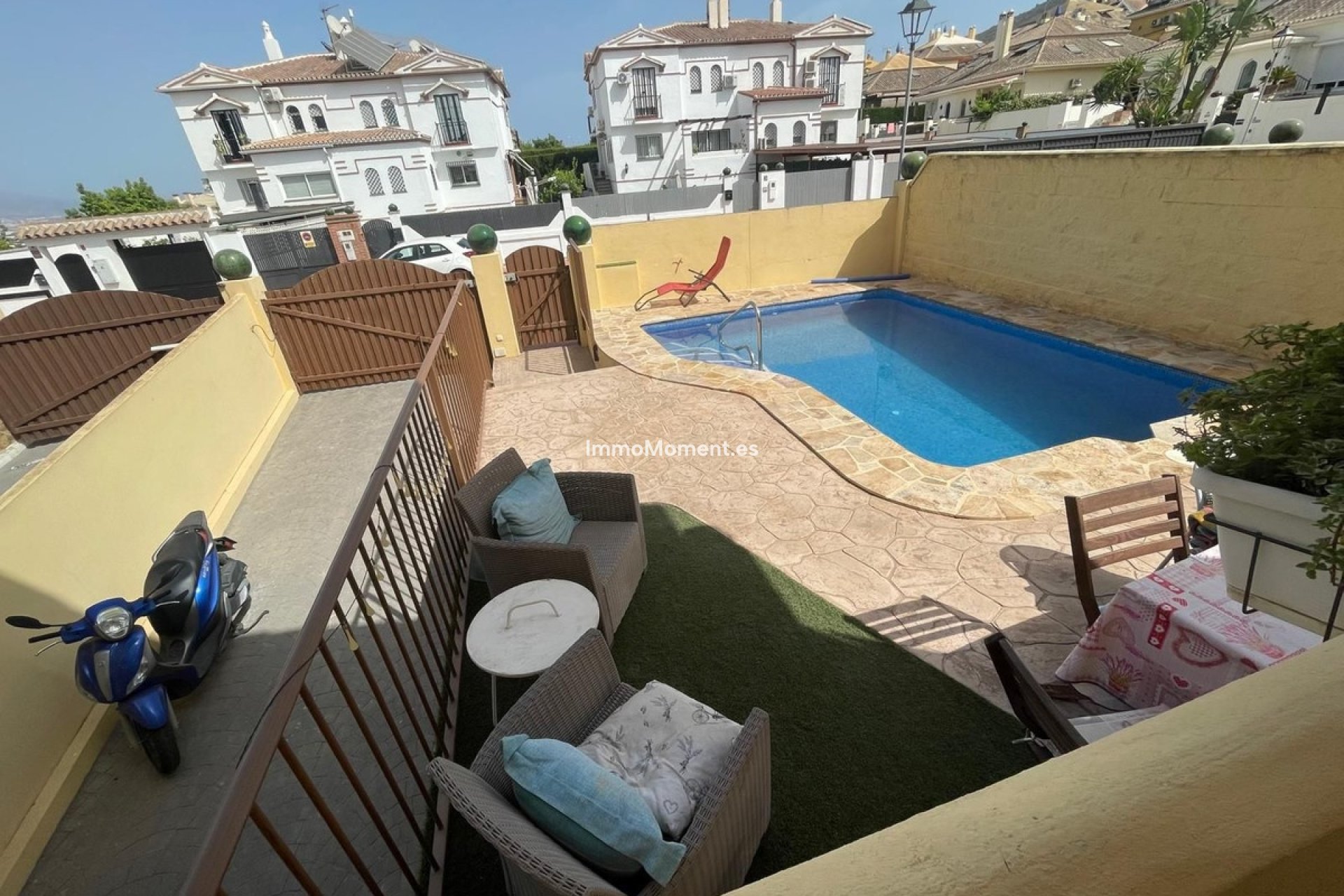 Bestaande woning - Rijtjeshuis - Binnenland  - Alhaurín de la Torre