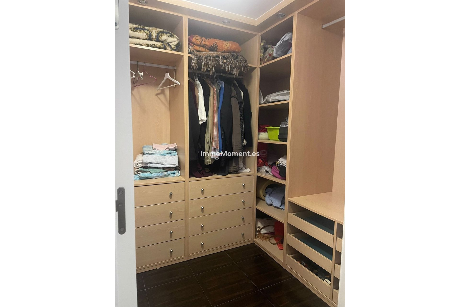 Bestaande woning - Rijtjeshuis - Binnenland  - Alhaurín de la Torre