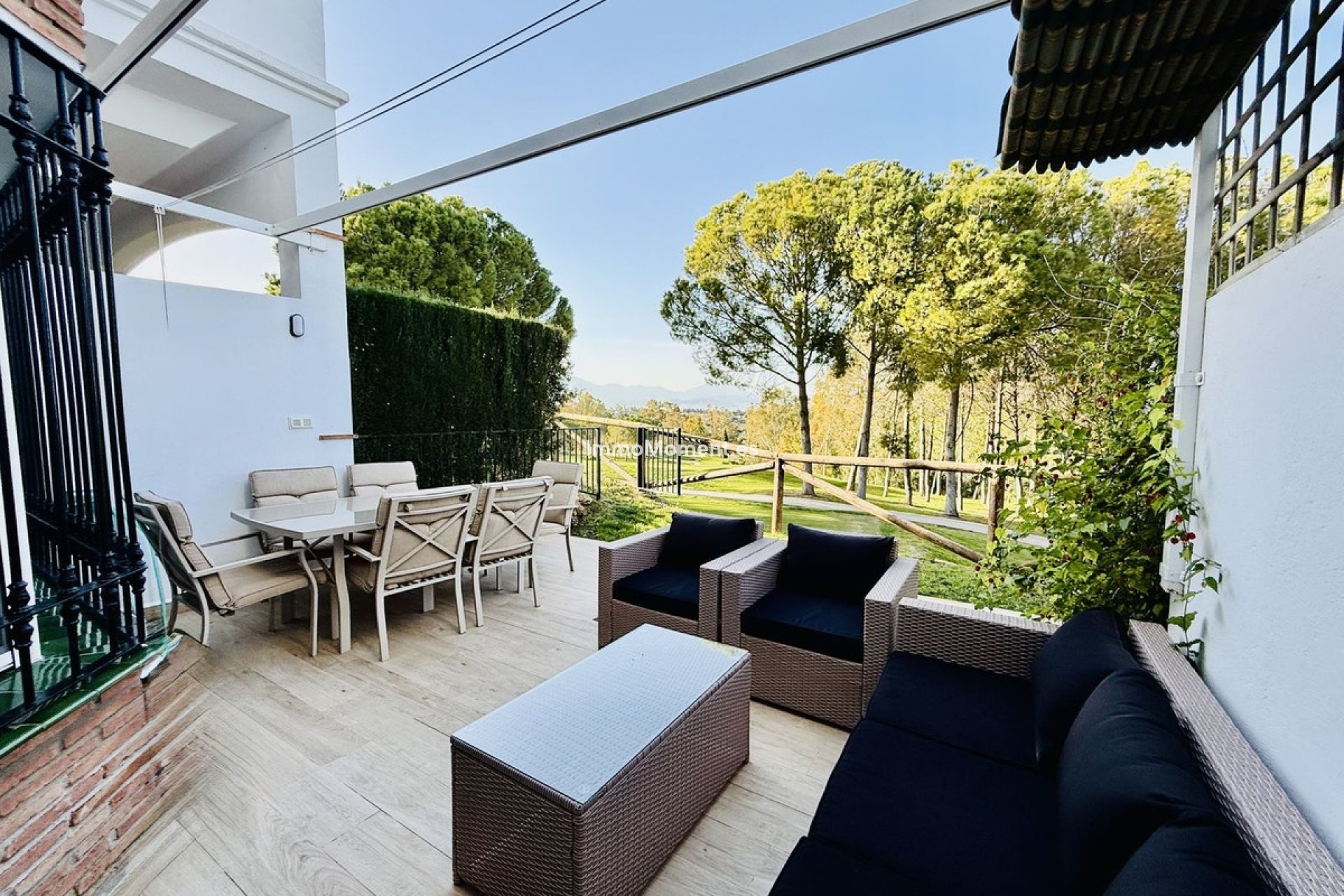 Bestaande woning - Rijtjeshuis - Binnenland  - Alhaurín de la Torre