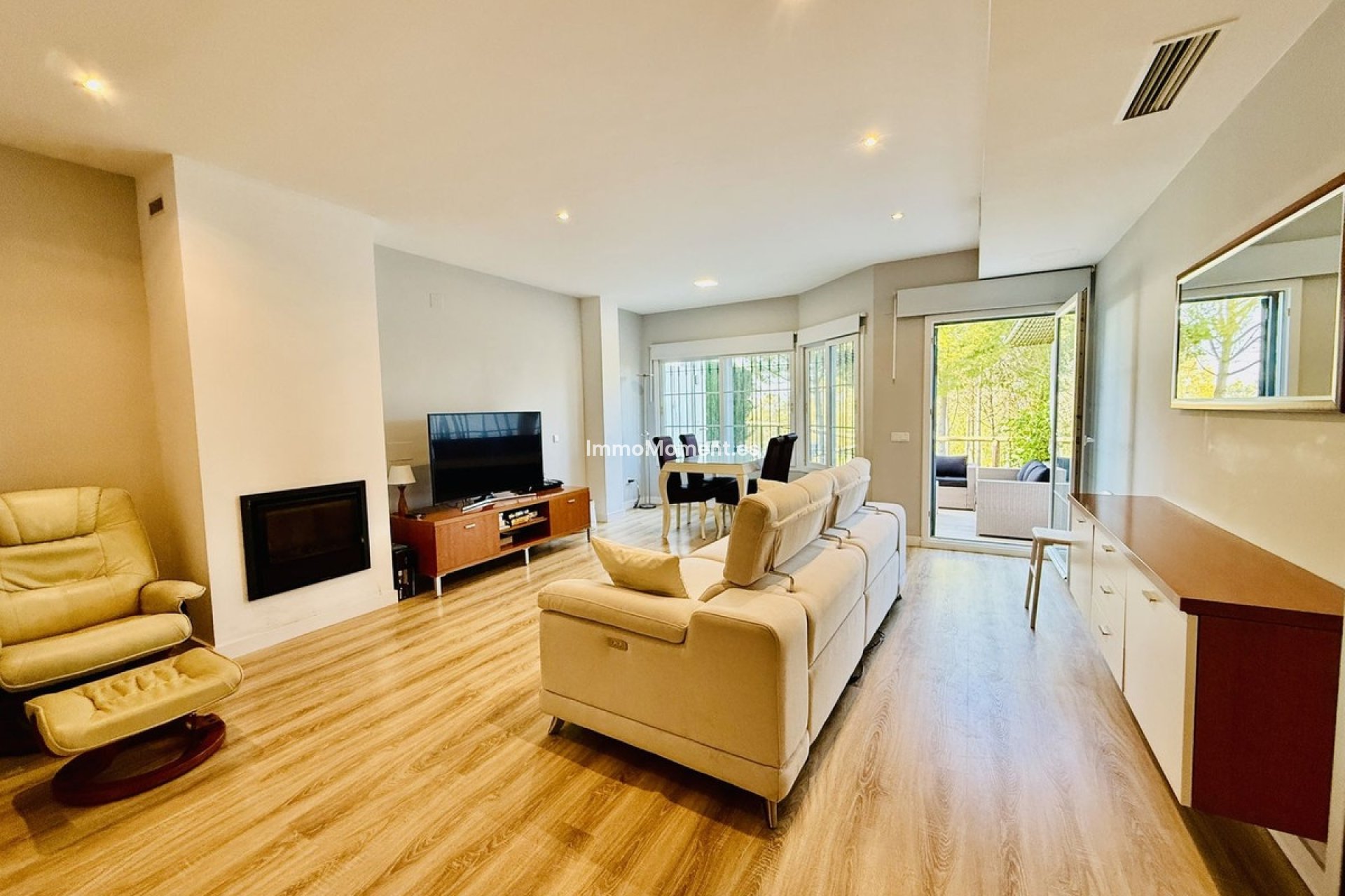 Bestaande woning - Rijtjeshuis - Binnenland  - Alhaurín de la Torre