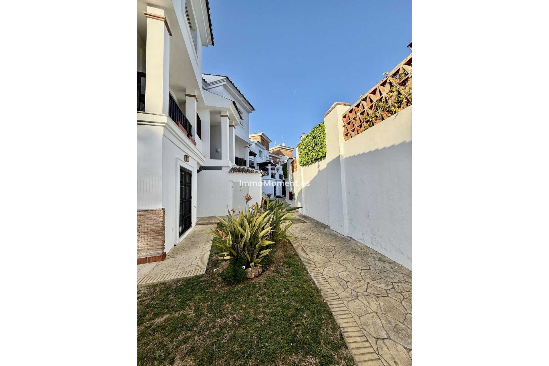 Bestaande woning - Rijtjeshuis - Binnenland  - Alhaurín de la Torre