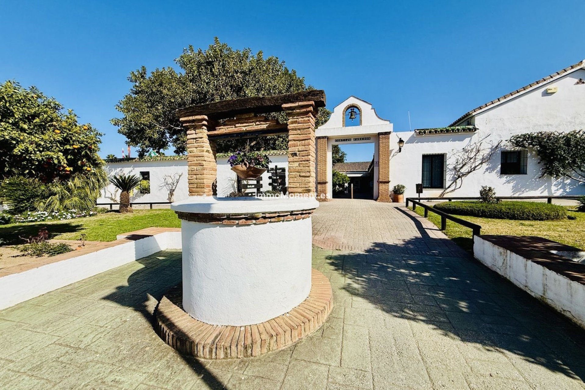 Bestaande woning - Rijtjeshuis - Binnenland  - Alhaurín de la Torre