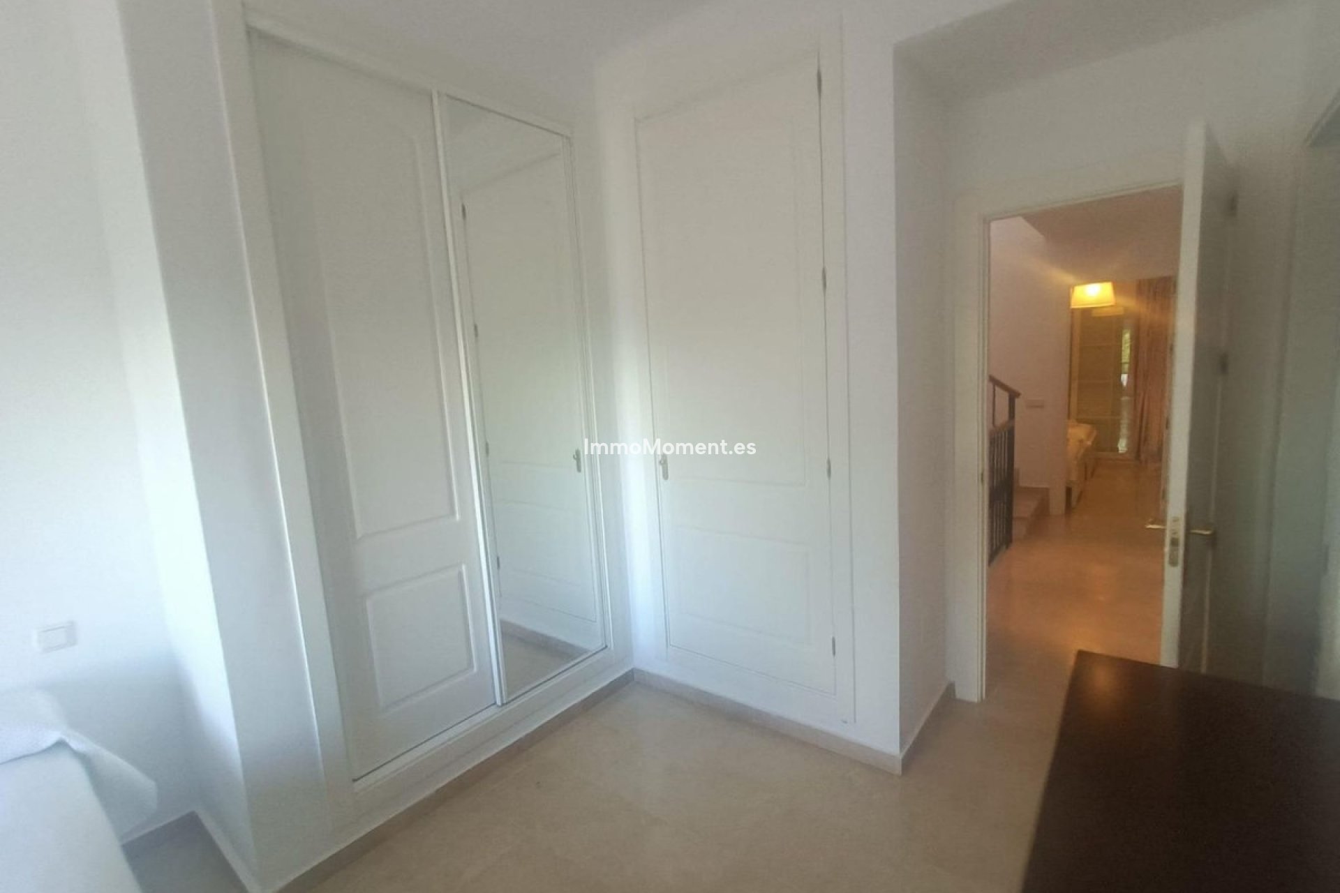 Bestaande woning - Rijtjeshuis - Binnenland  - Alhaurín de la Torre