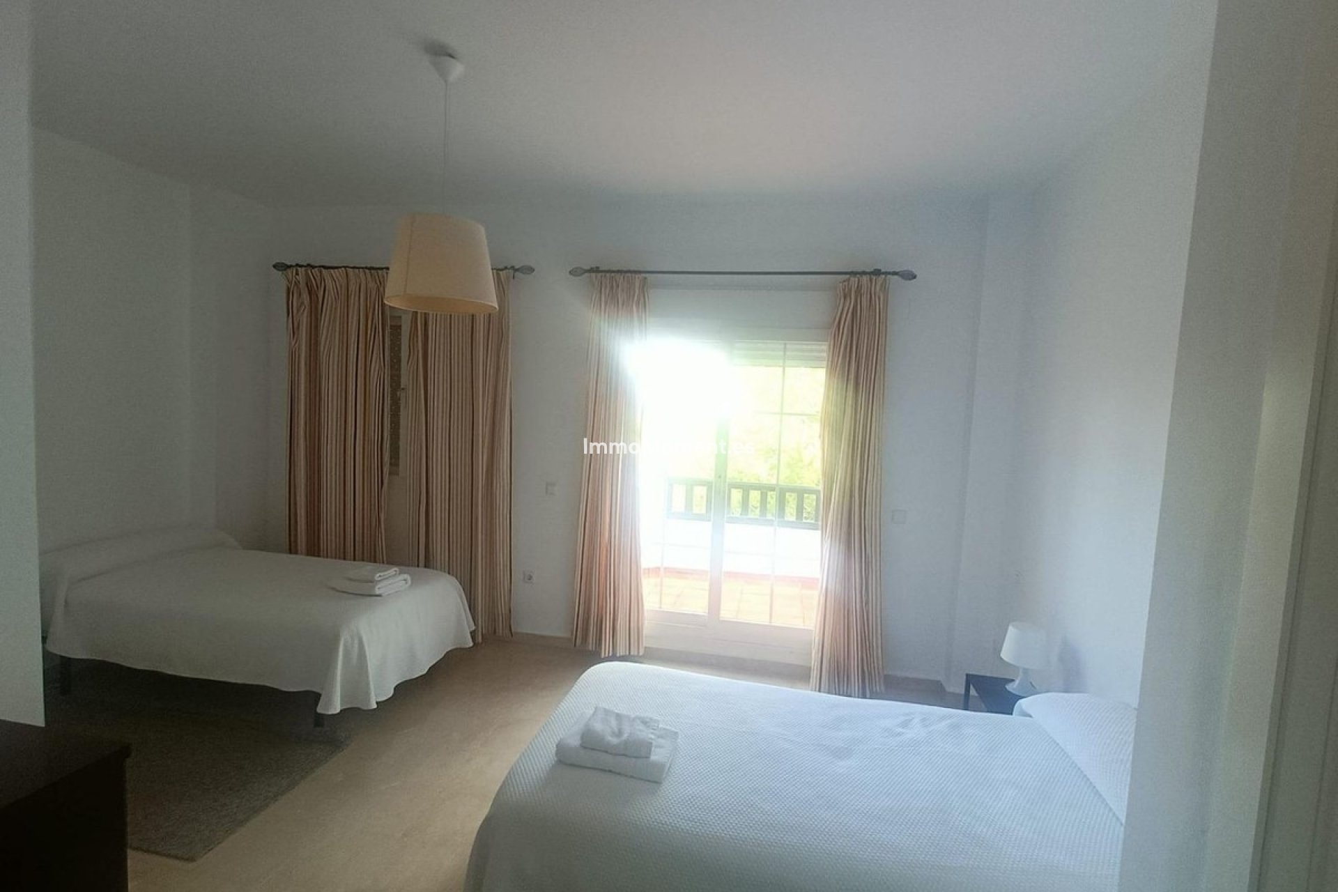 Bestaande woning - Rijtjeshuis - Binnenland  - Alhaurín de la Torre