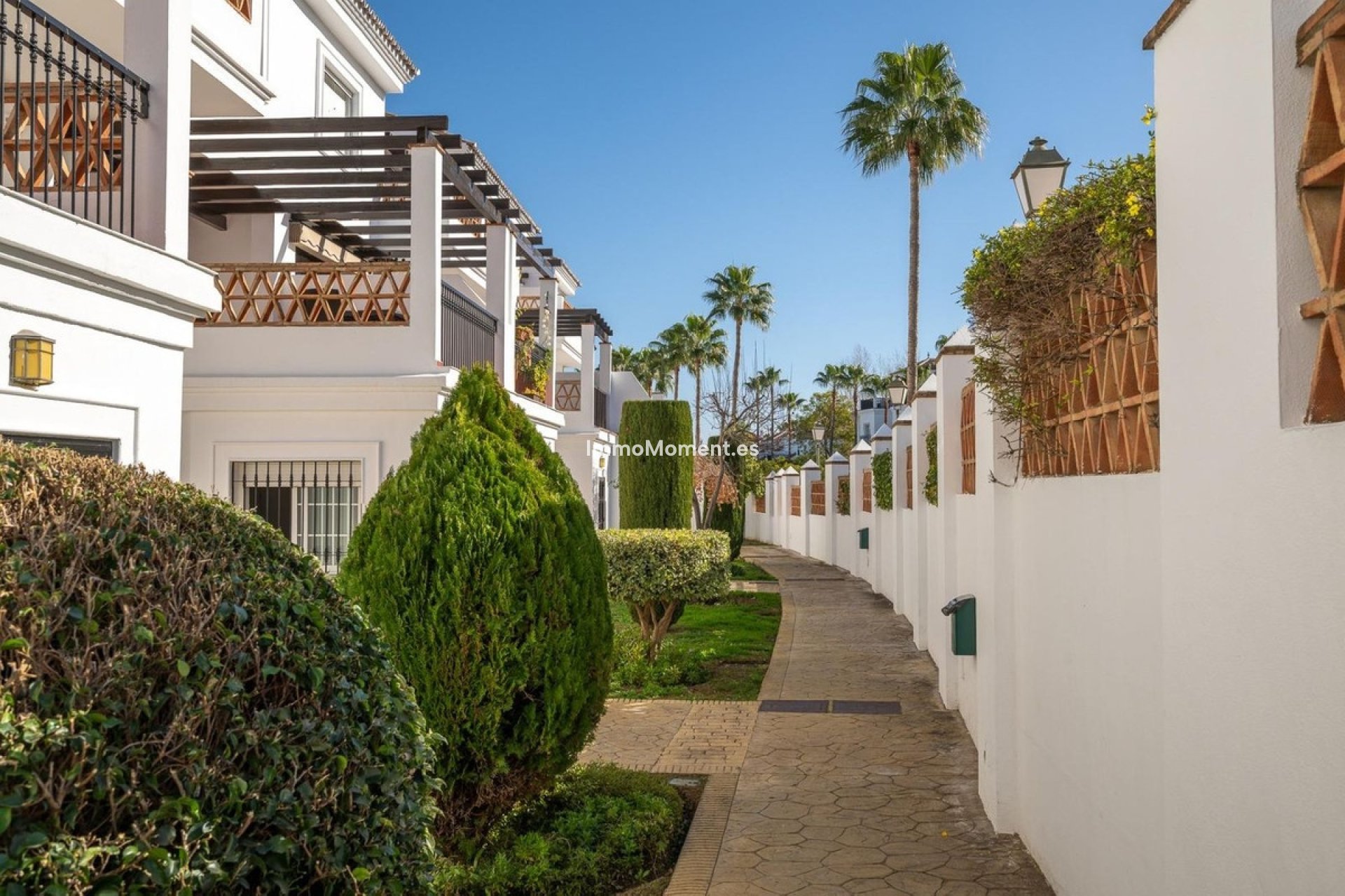 Bestaande woning - Rijtjeshuis - Binnenland  - Alhaurín de la Torre