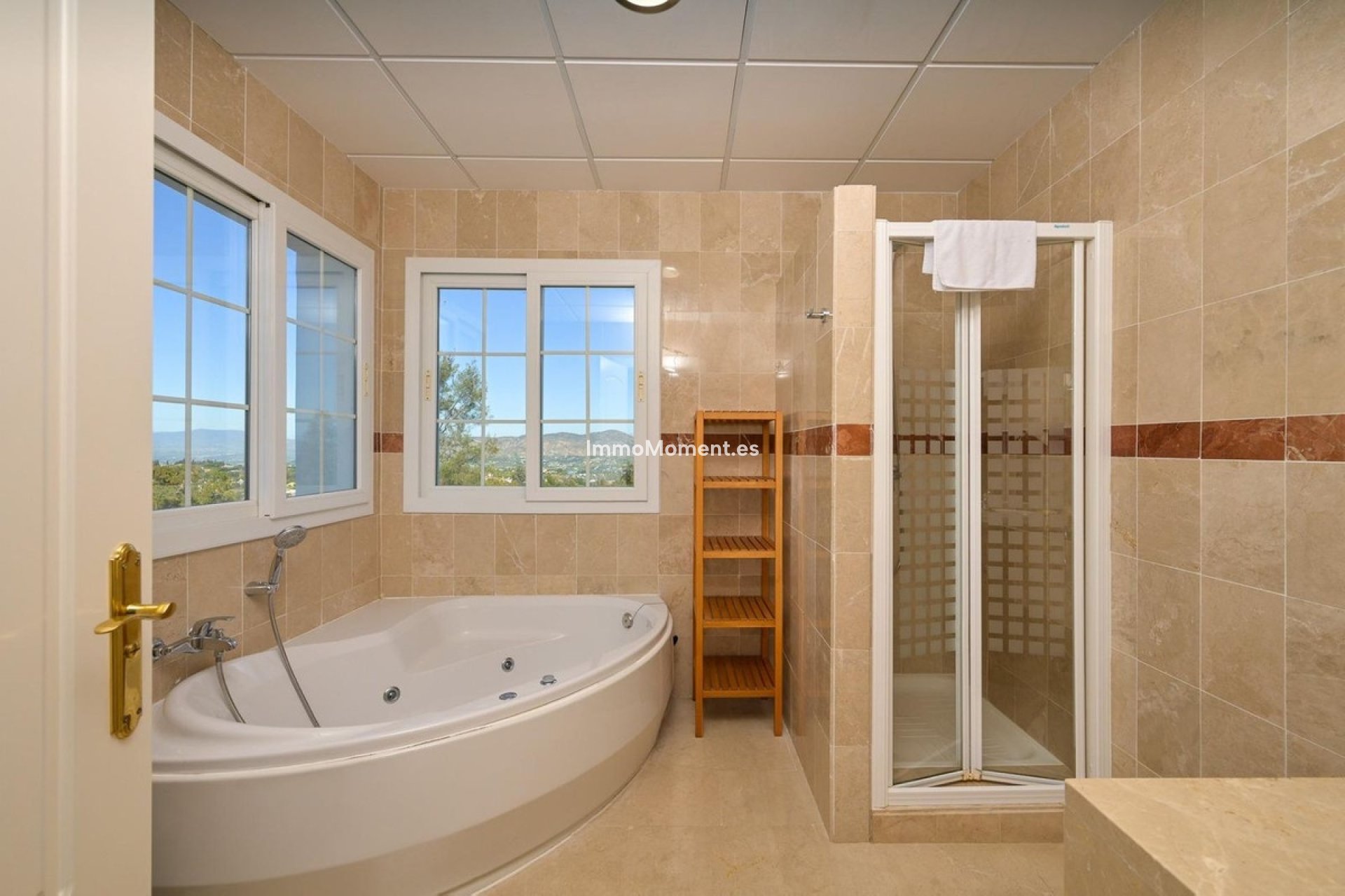 Bestaande woning - Rijtjeshuis - Binnenland  - Alhaurín de la Torre