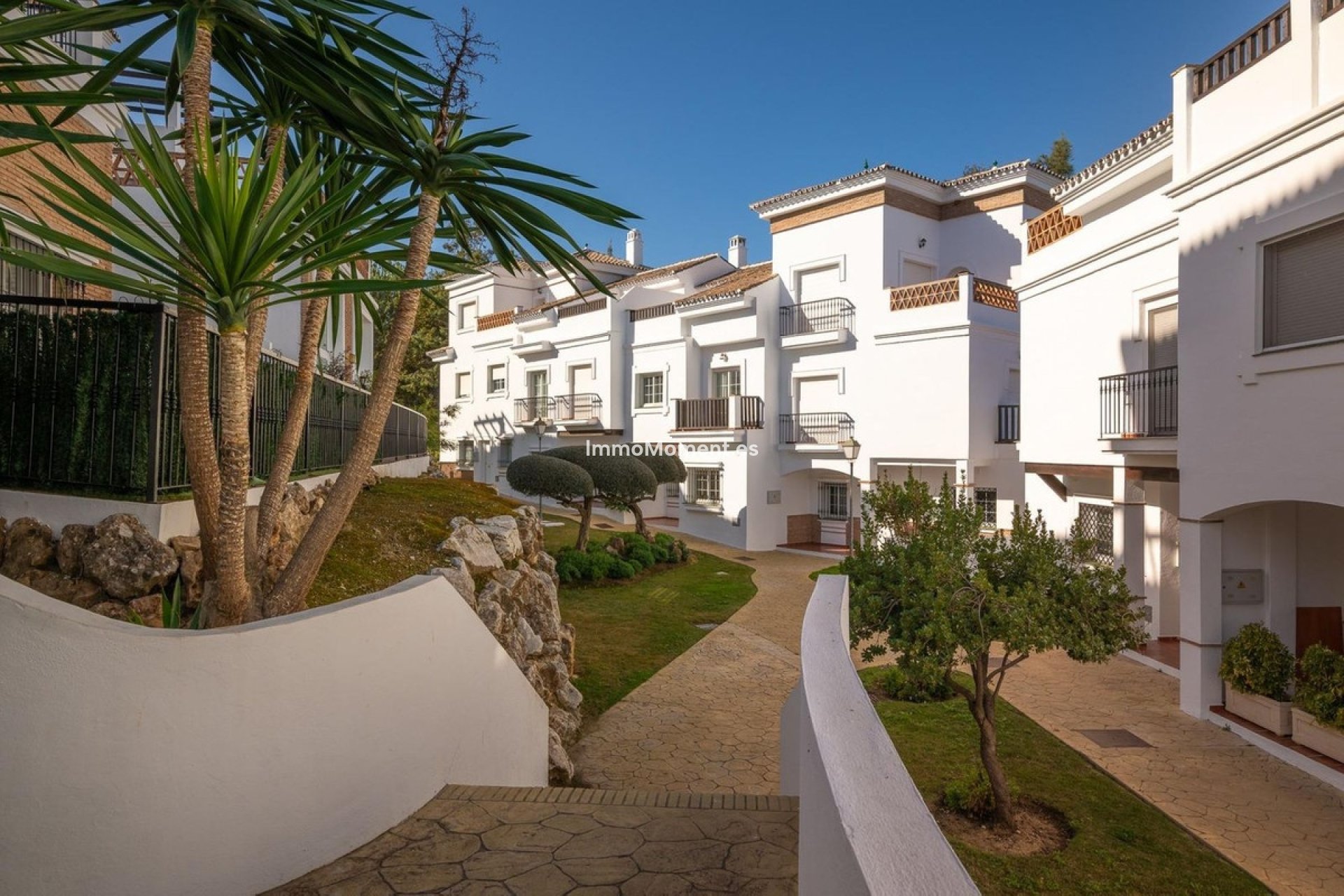 Bestaande woning - Rijtjeshuis - Binnenland  - Alhaurín de la Torre