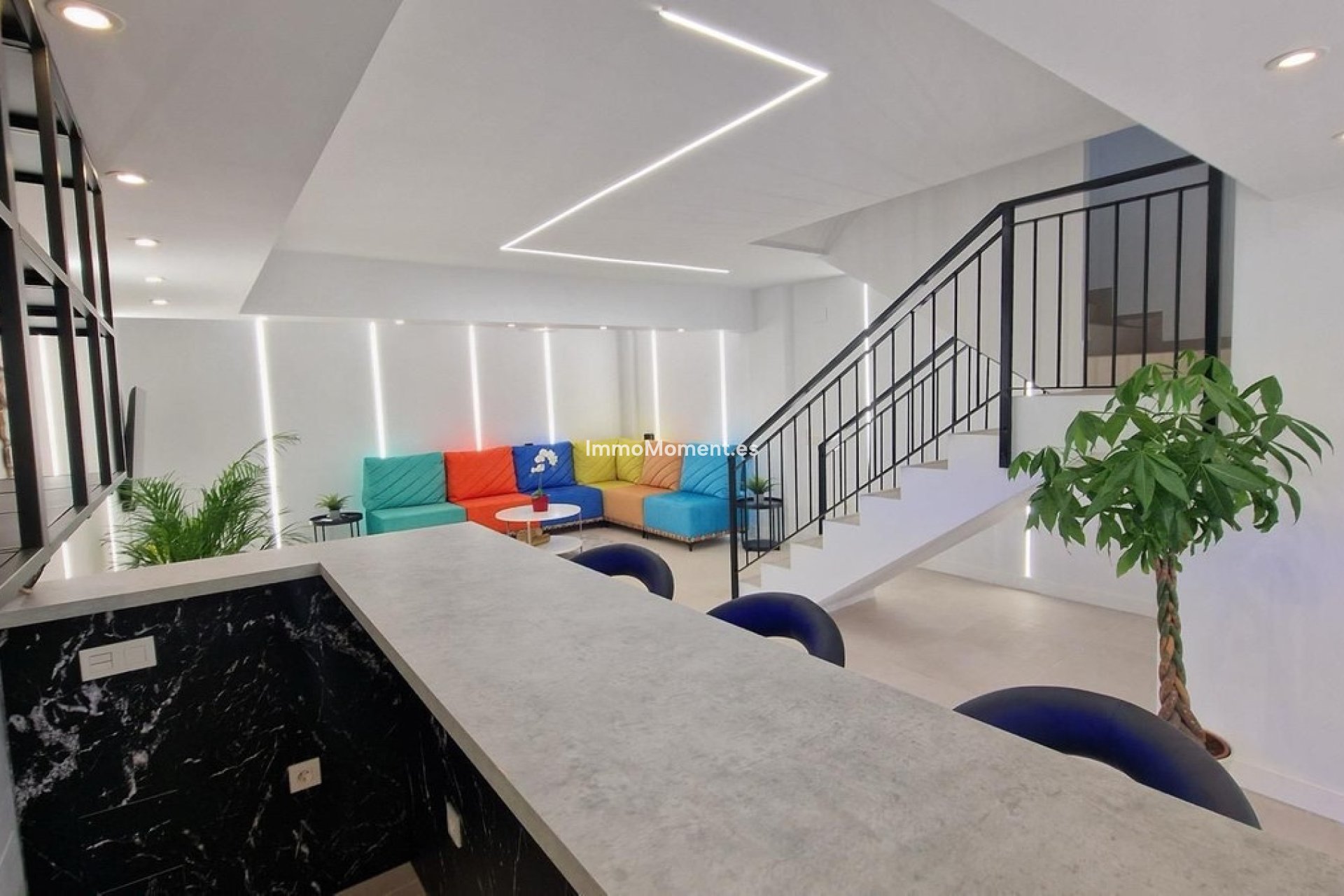 Bestaande woning - Rijtjeshuis - Binnenland  - Alhaurín de la Torre