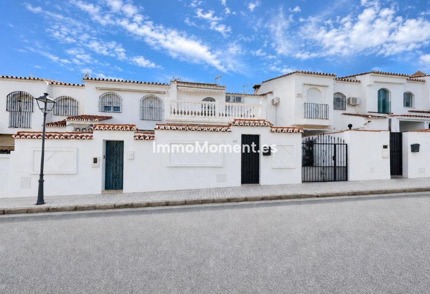 Bestaande woning - Rijtjeshuis - Binnenland  - Alhaurín de la Torre