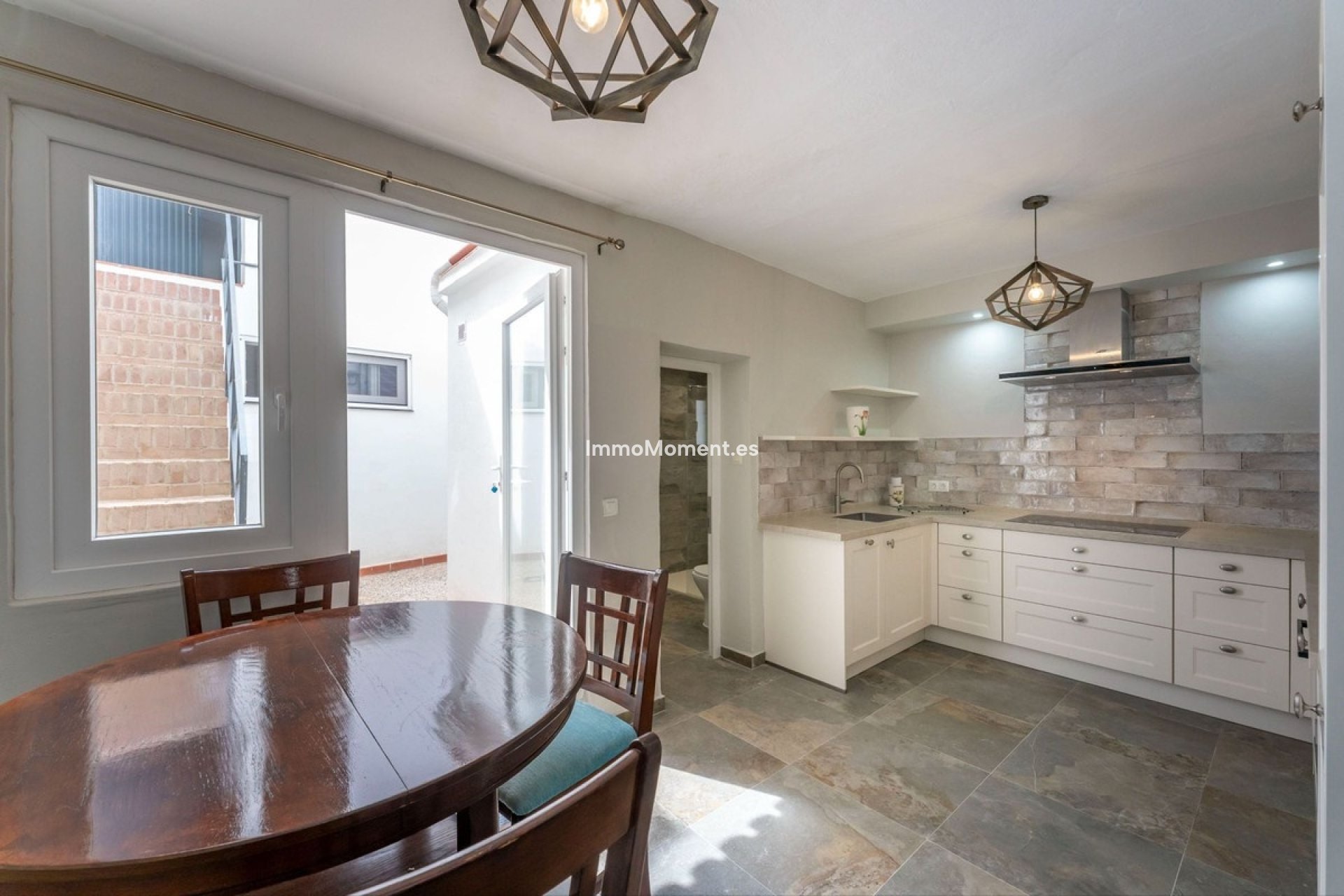 Bestaande woning - Rijtjeshuis - Binnenland  - Alhaurín el Grande Centro