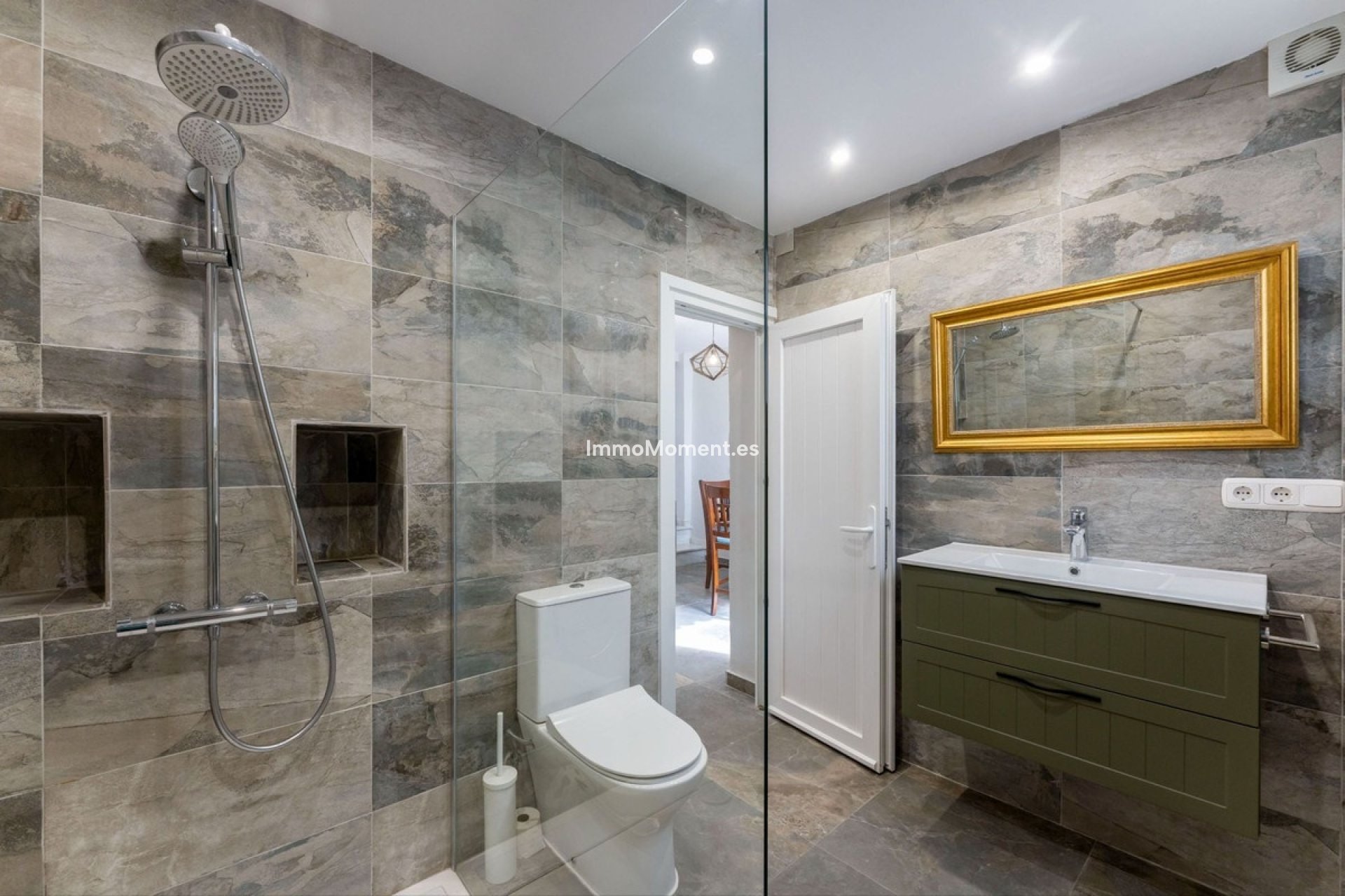 Bestaande woning - Rijtjeshuis - Binnenland  - Alhaurín el Grande Centro