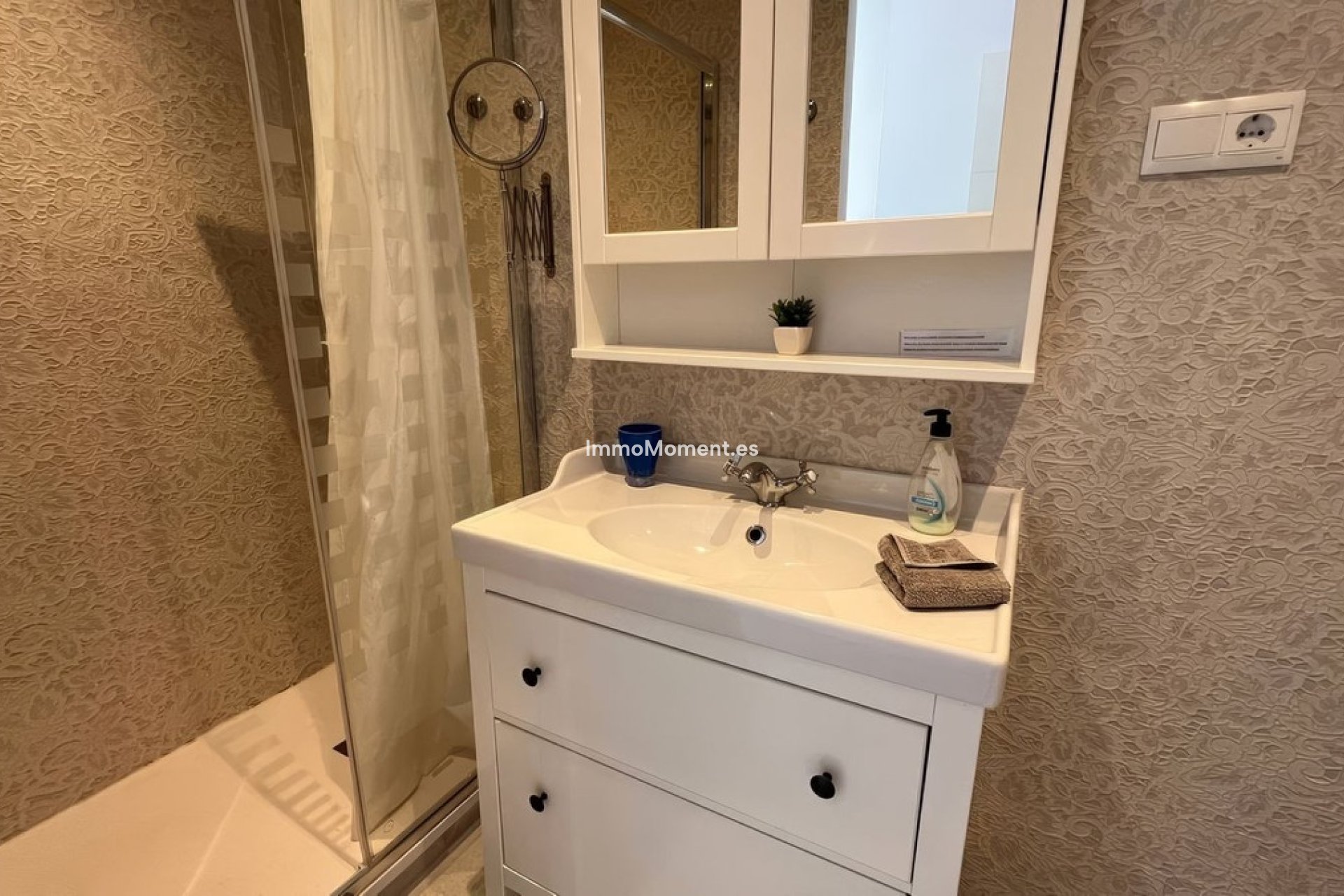 Bestaande woning - Rijtjeshuis - Binnenland  - Alhaurín el Grande Centro