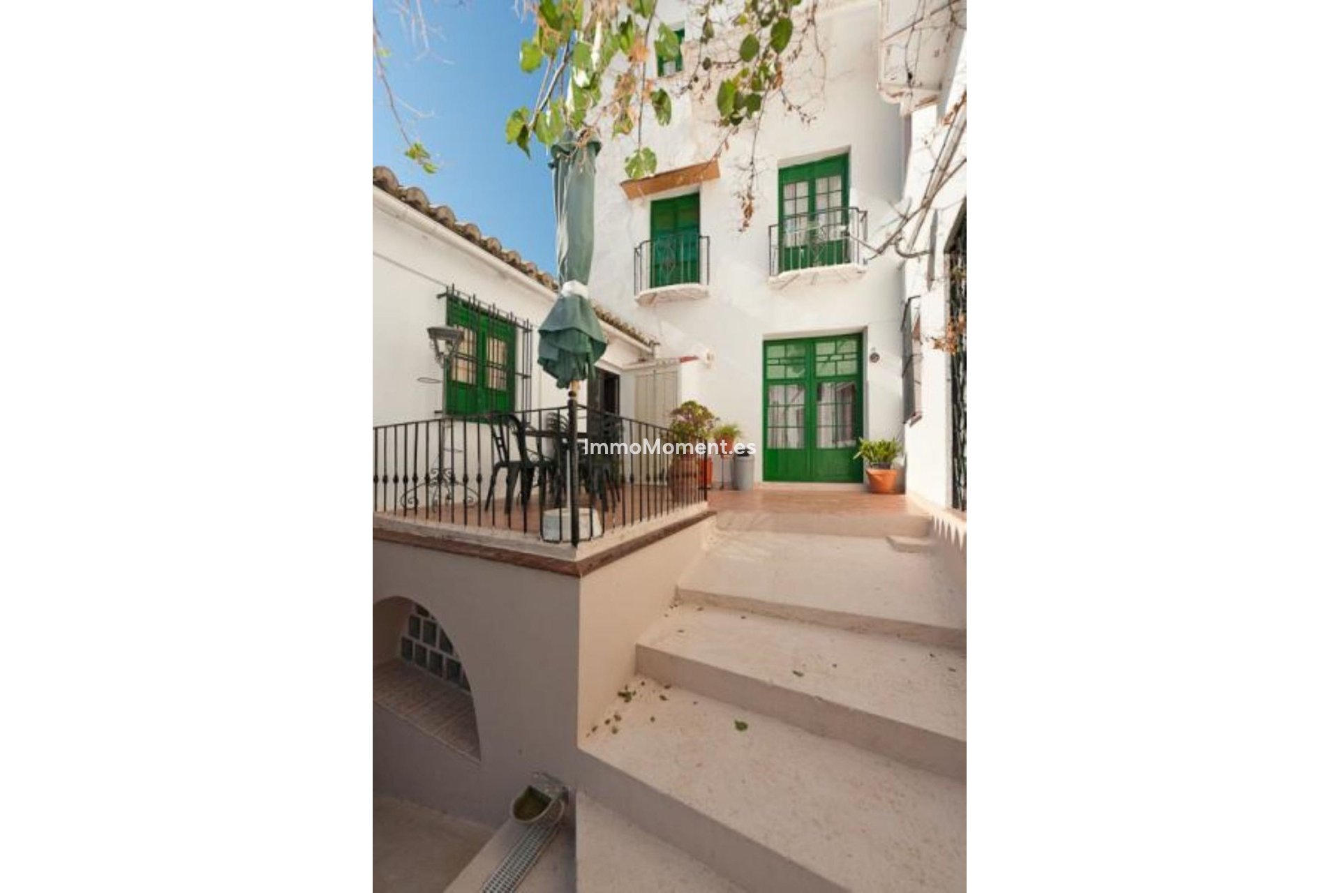 Bestaande woning - Rijtjeshuis - Binnenland  - Alora