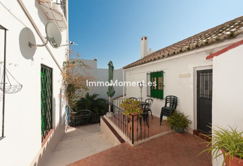 Bestaande woning - Rijtjeshuis - Binnenland  - Alora