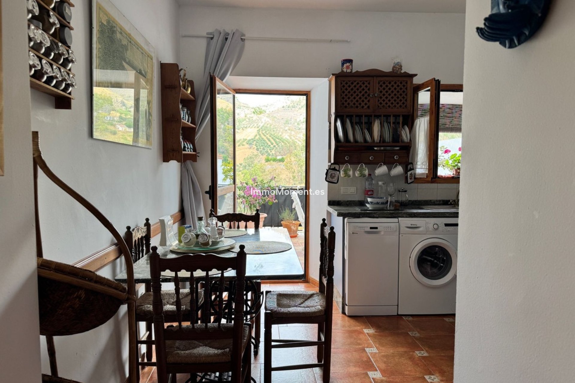 Bestaande woning - Rijtjeshuis - Binnenland  - Alora