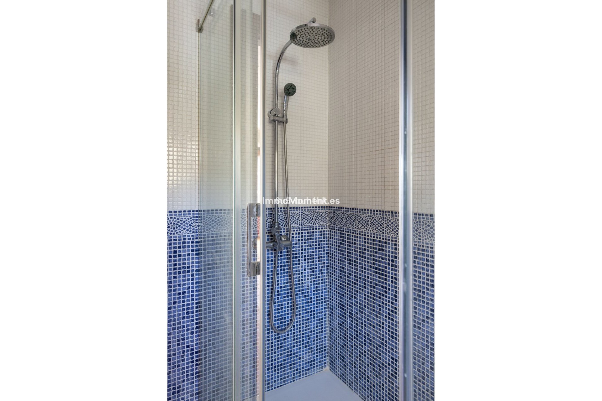 Bestaande woning - Rijtjeshuis - Binnenland  - Cártama Centro