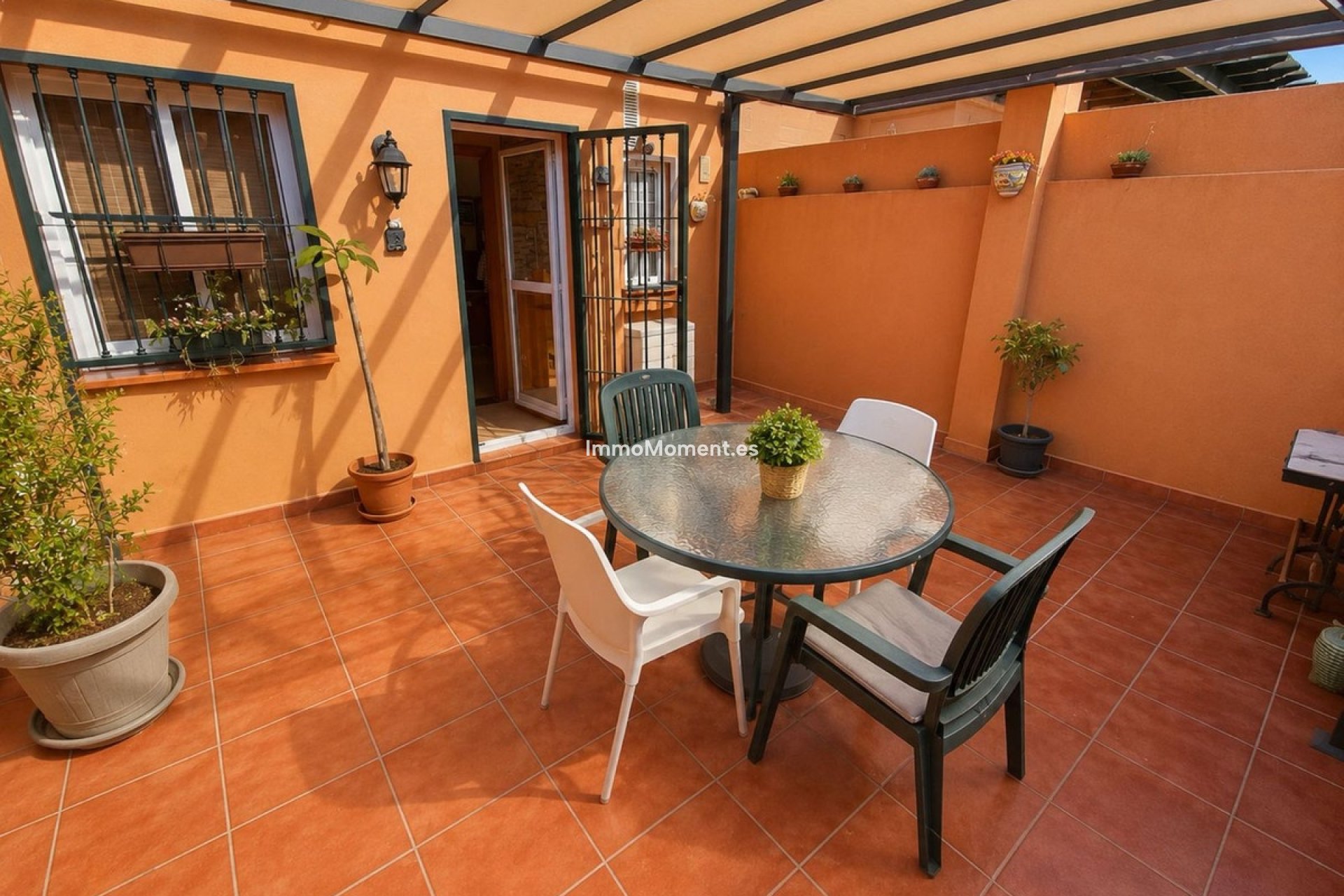 Bestaande woning - Rijtjeshuis - Binnenland  - Churriana