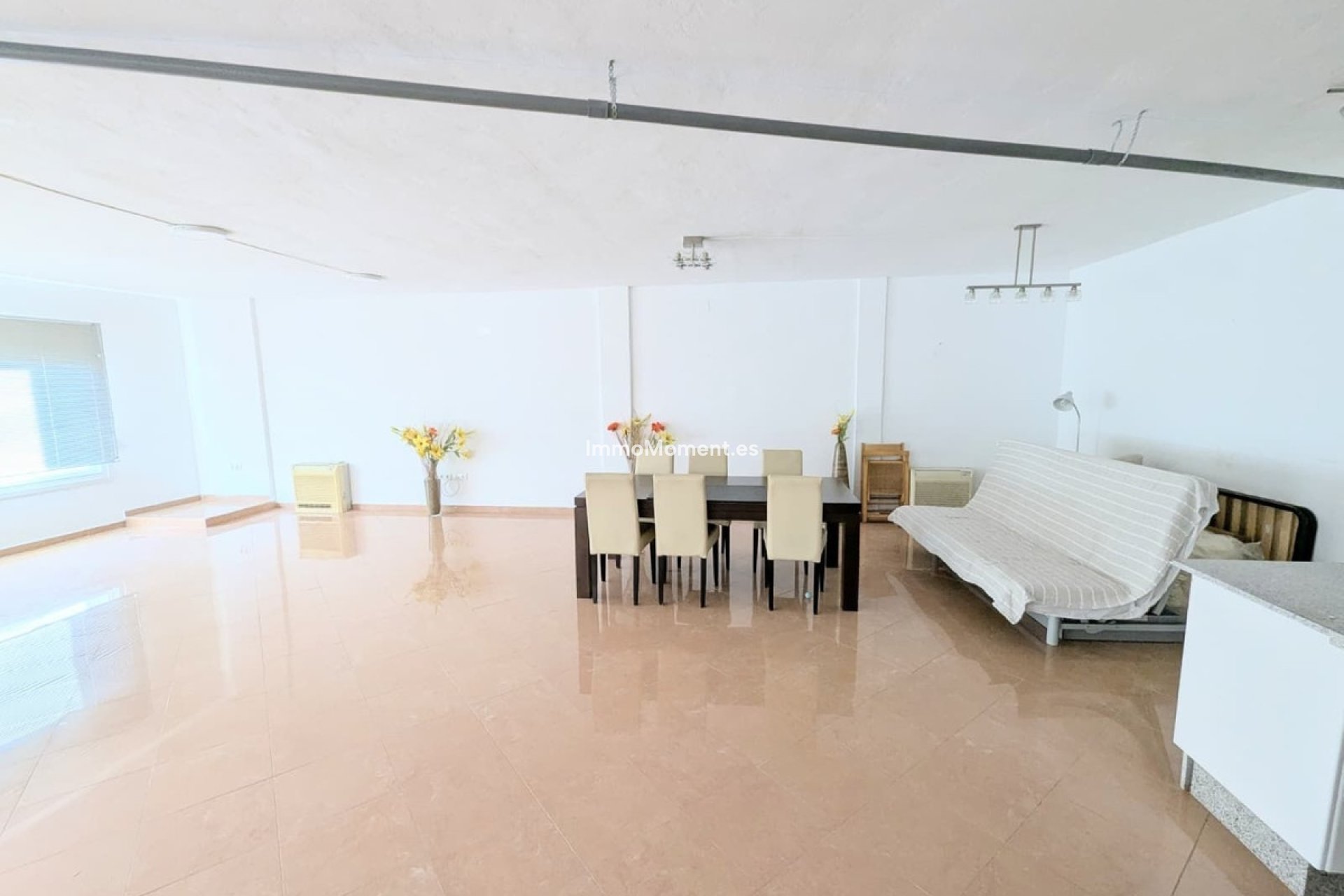 Bestaande woning - Rijtjeshuis - Binnenland  - Guaro