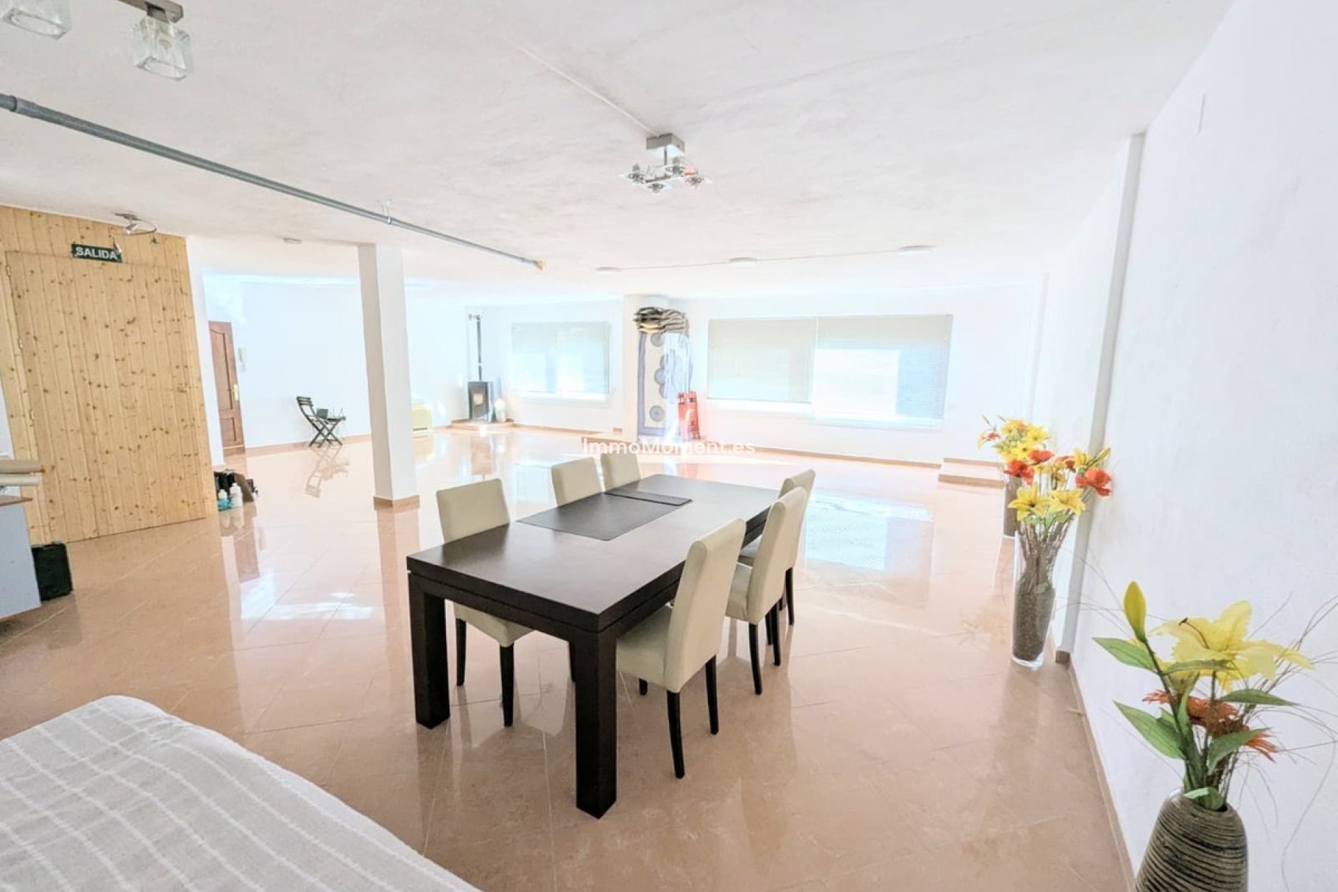 Bestaande woning - Rijtjeshuis - Binnenland  - Guaro