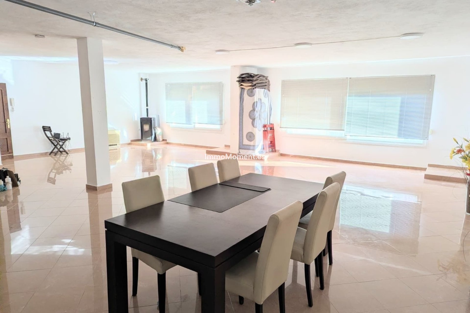 Bestaande woning - Rijtjeshuis - Binnenland  - Guaro