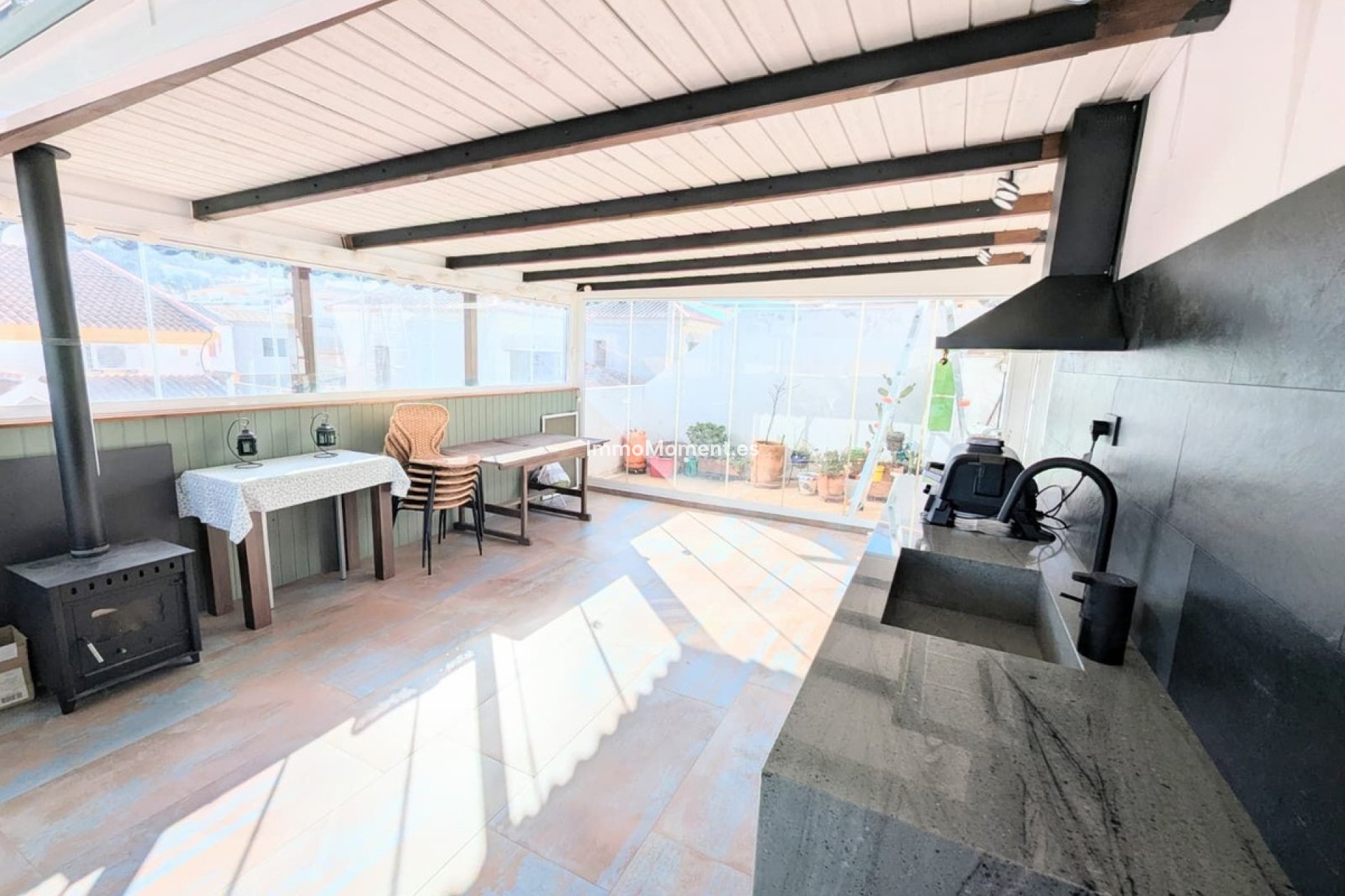 Bestaande woning - Rijtjeshuis - Binnenland  - Guaro