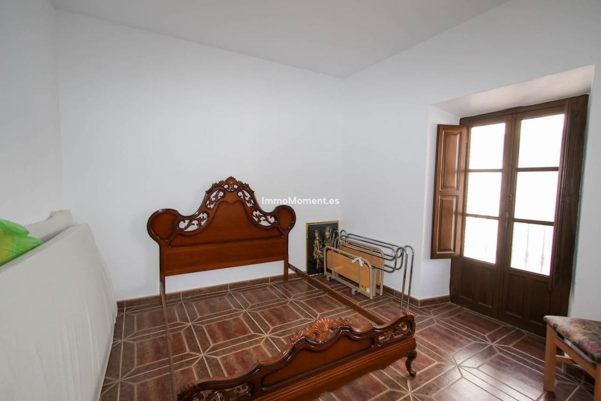 Bestaande woning - Rijtjeshuis - Binnenland  - Guaro