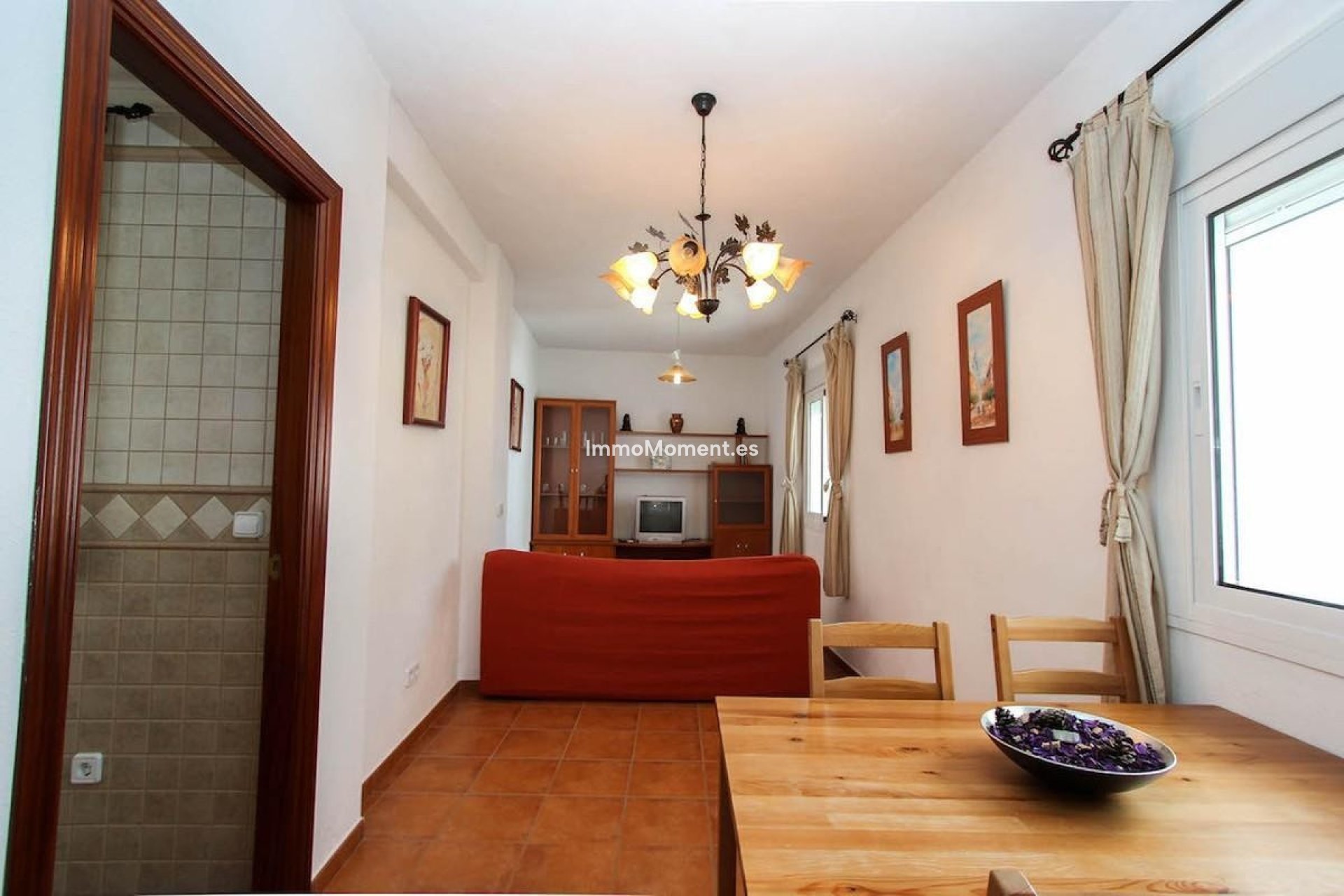 Bestaande woning - Rijtjeshuis - Binnenland  - Guaro