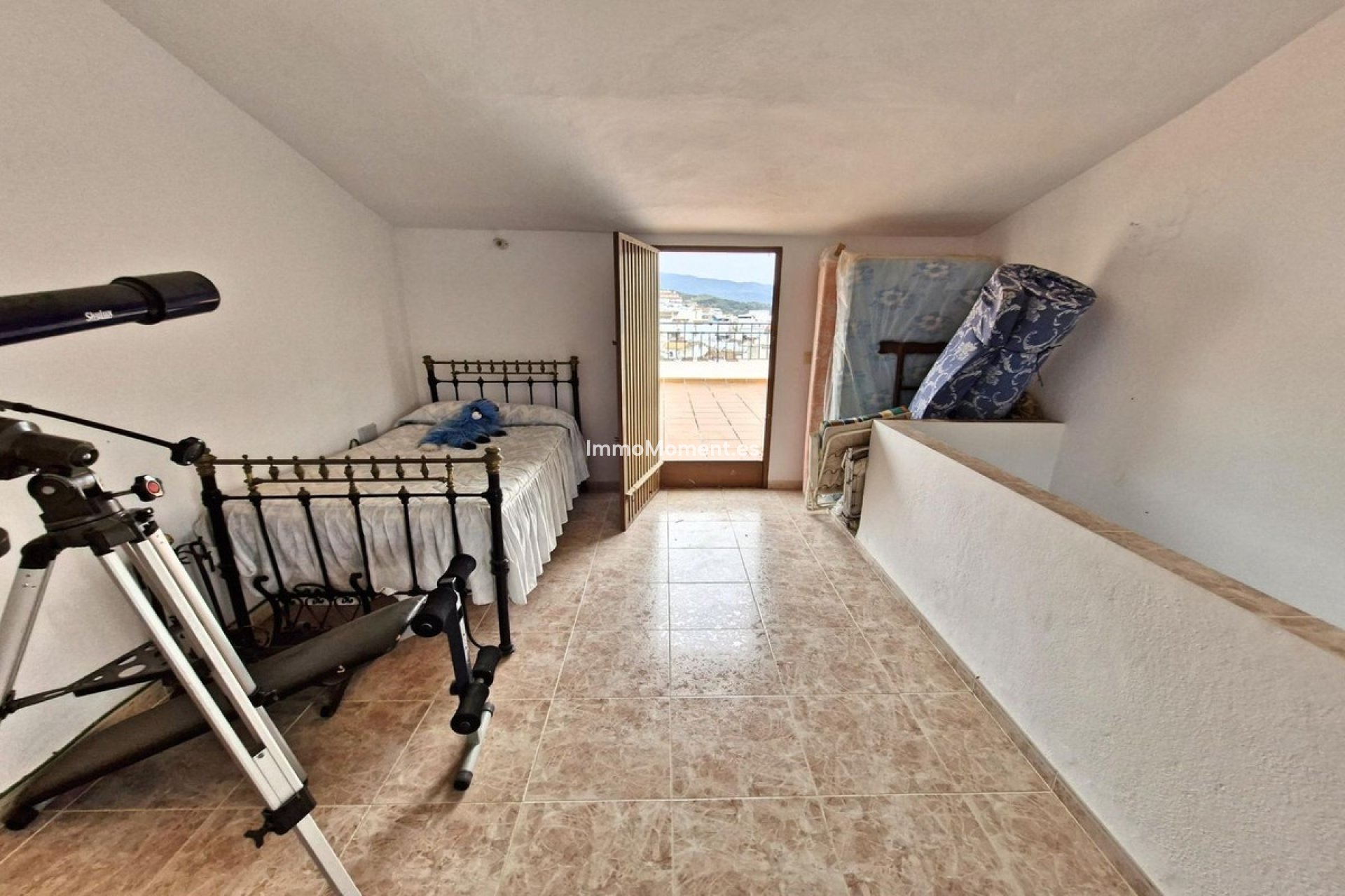 Bestaande woning - Rijtjeshuis - Binnenland  - Guaro