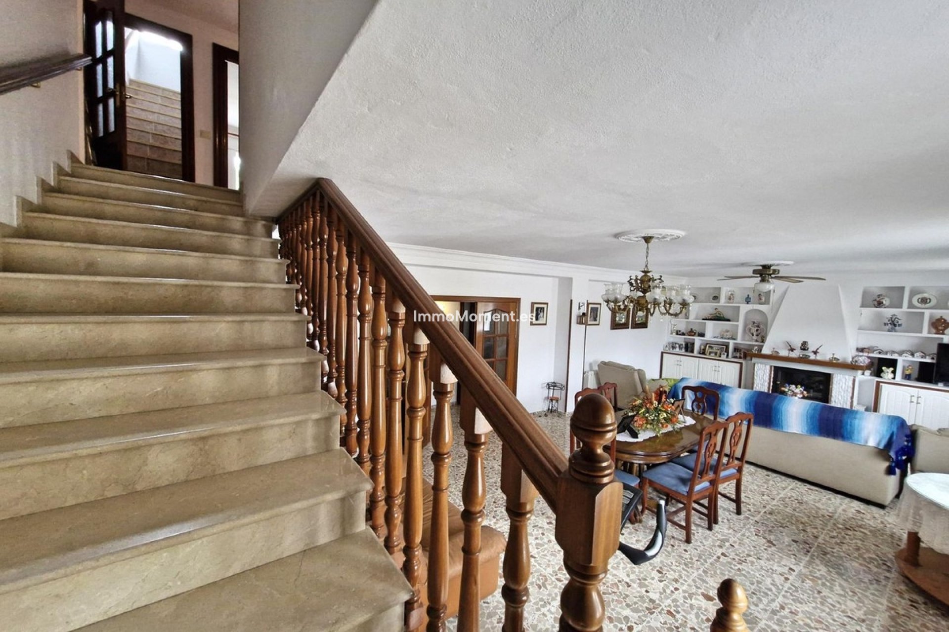 Bestaande woning - Rijtjeshuis - Binnenland  - Guaro