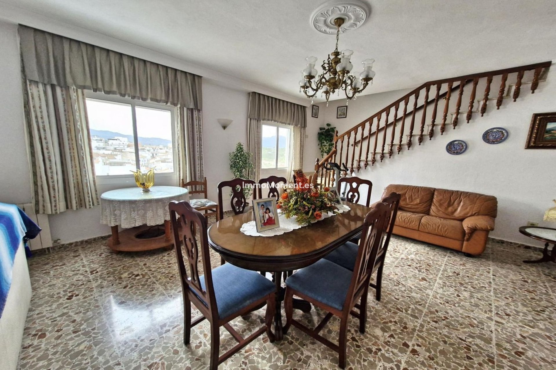 Bestaande woning - Rijtjeshuis - Binnenland  - Guaro