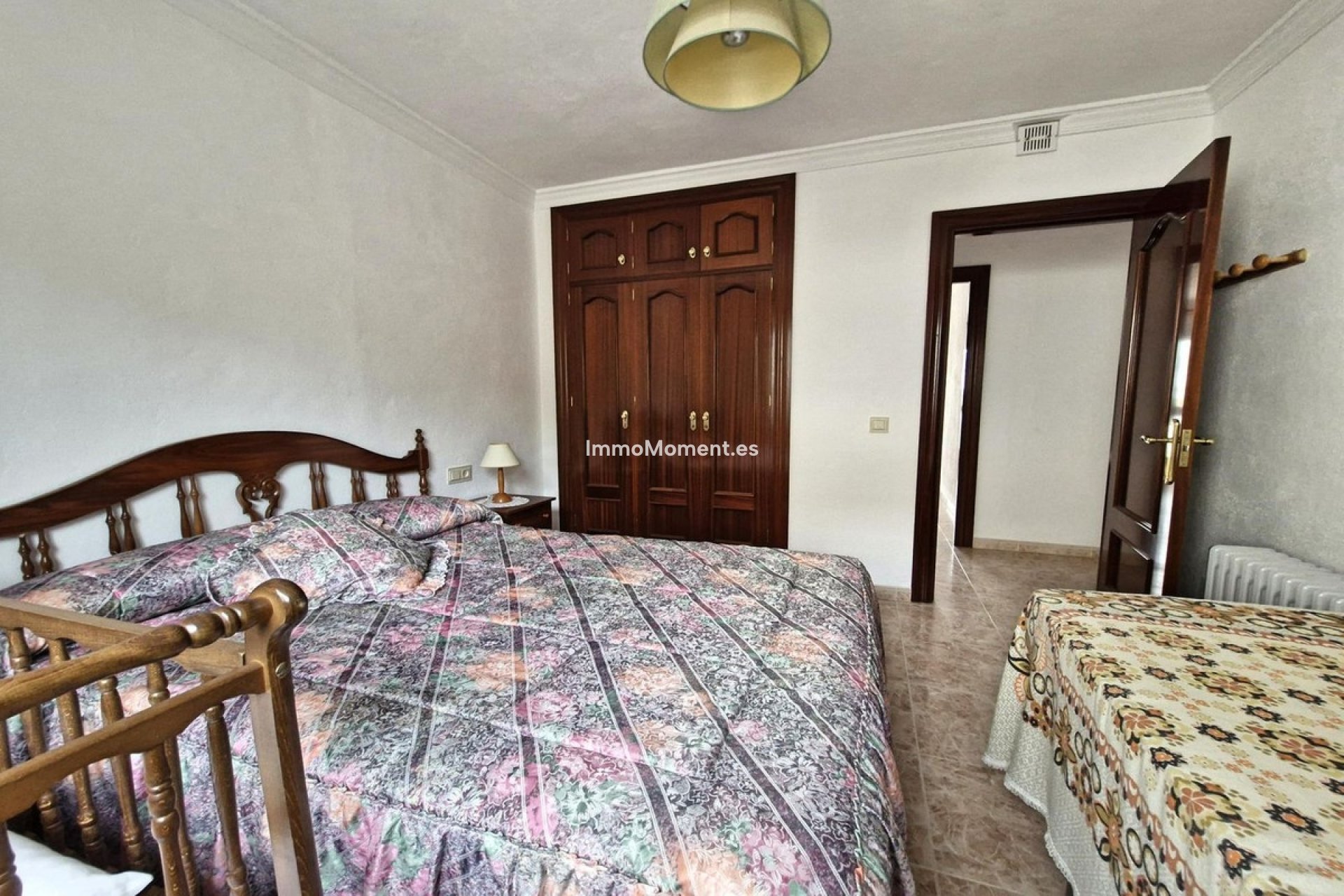 Bestaande woning - Rijtjeshuis - Binnenland  - Guaro