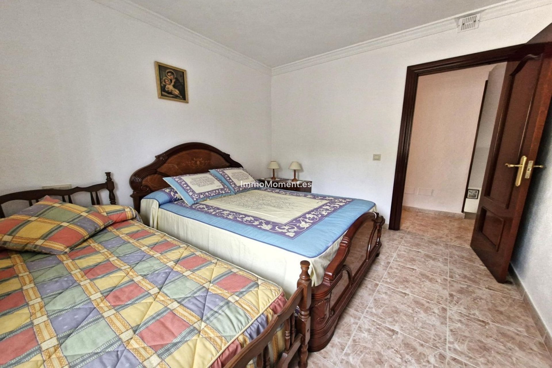 Bestaande woning - Rijtjeshuis - Binnenland  - Guaro