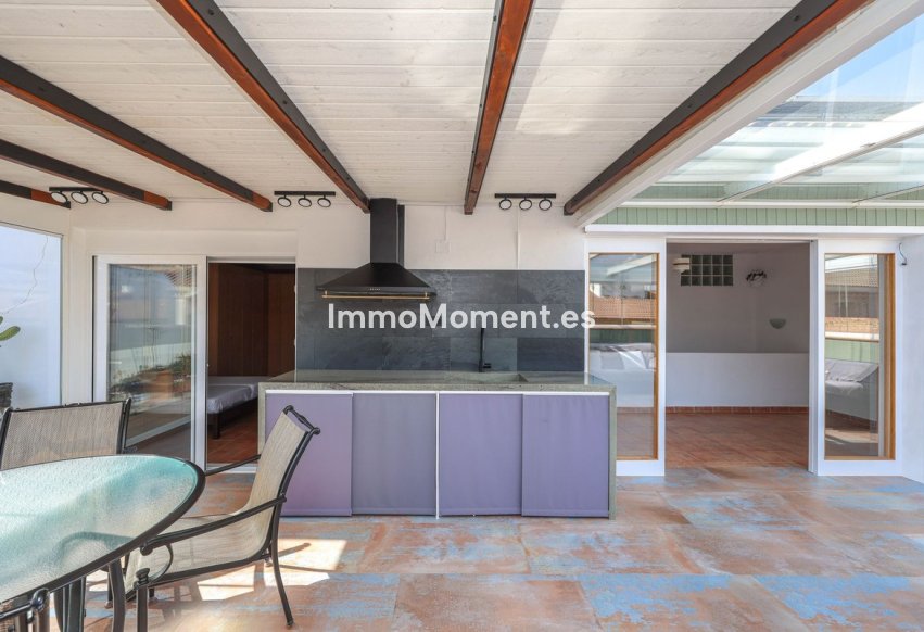 Bestaande woning - Rijtjeshuis - Binnenland  - Guaro