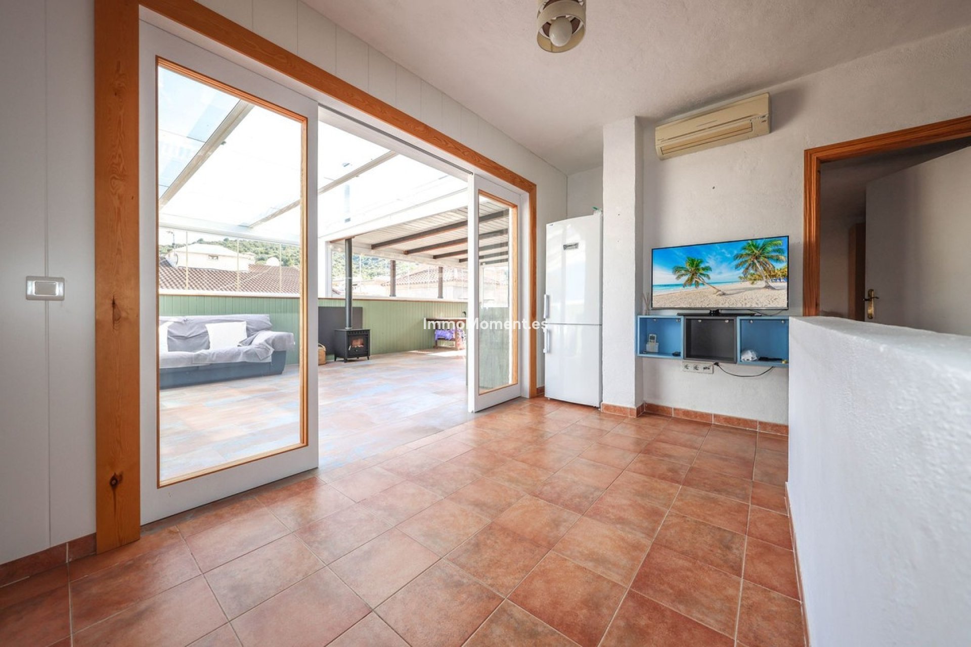 Bestaande woning - Rijtjeshuis - Binnenland  - Guaro