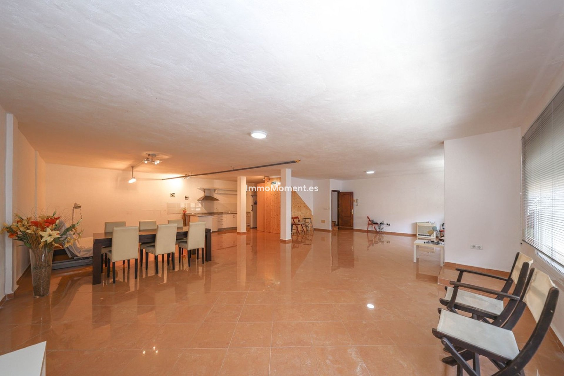 Bestaande woning - Rijtjeshuis - Binnenland  - Guaro