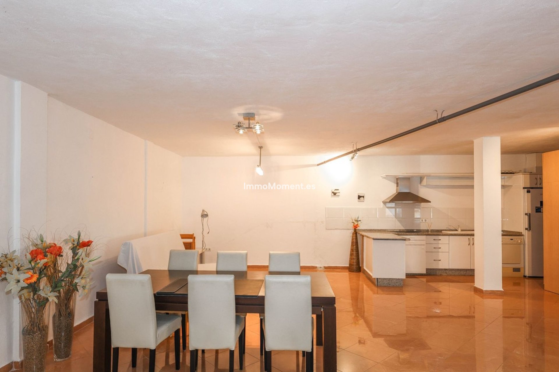 Bestaande woning - Rijtjeshuis - Binnenland  - Guaro