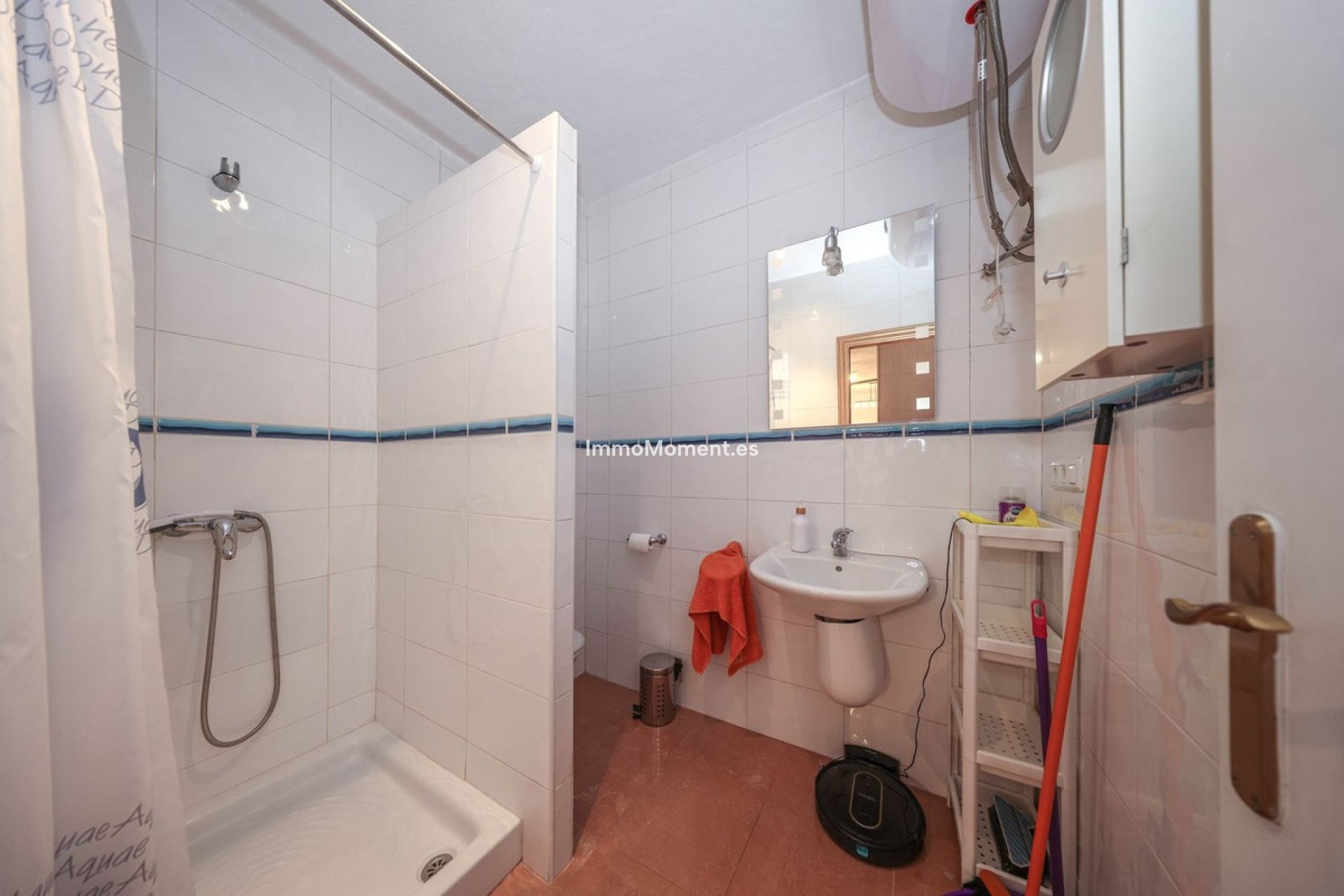 Bestaande woning - Rijtjeshuis - Binnenland  - Guaro