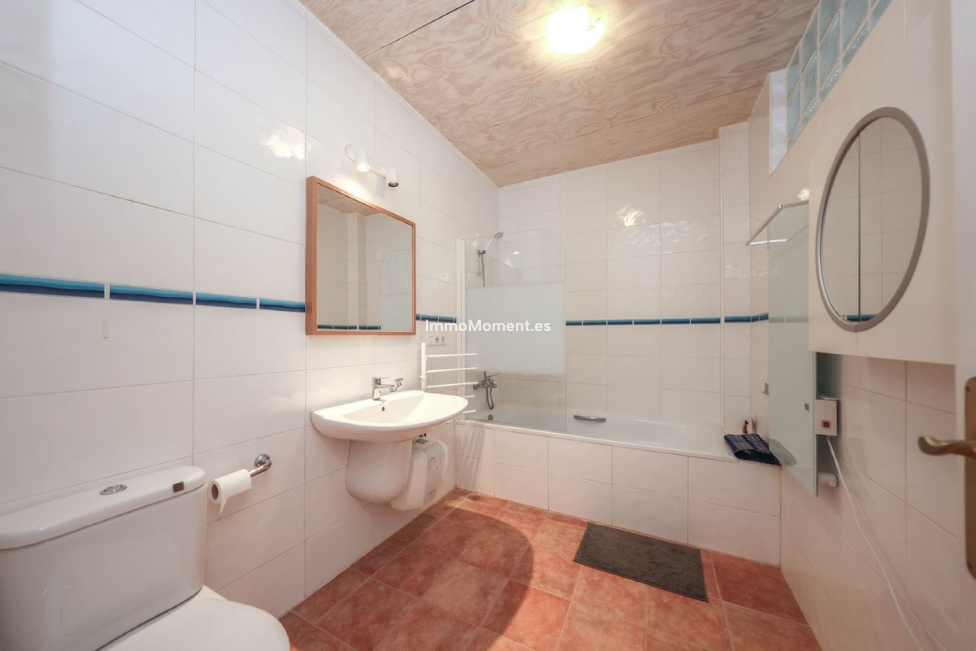 Bestaande woning - Rijtjeshuis - Binnenland  - Guaro
