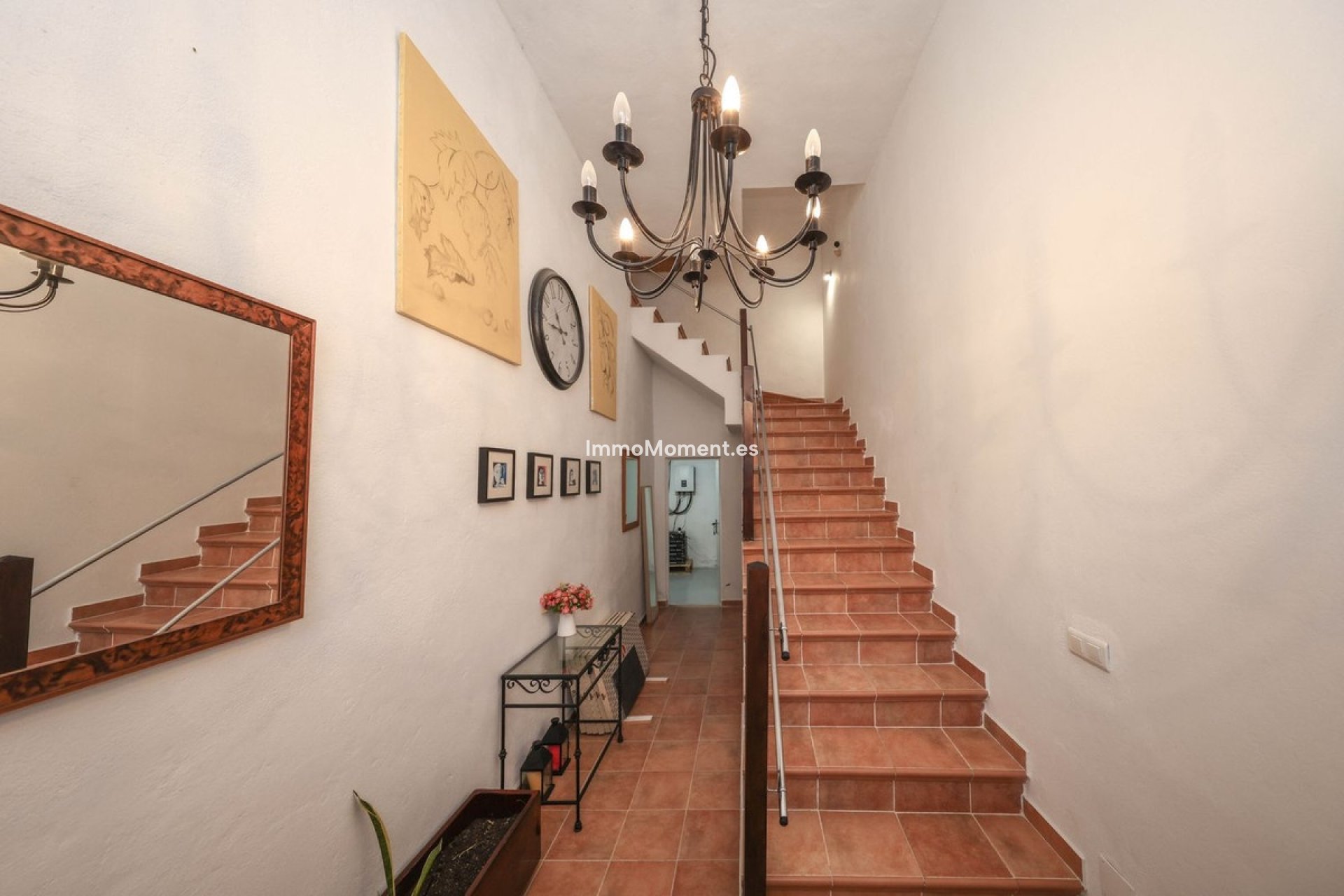 Bestaande woning - Rijtjeshuis - Binnenland  - Guaro