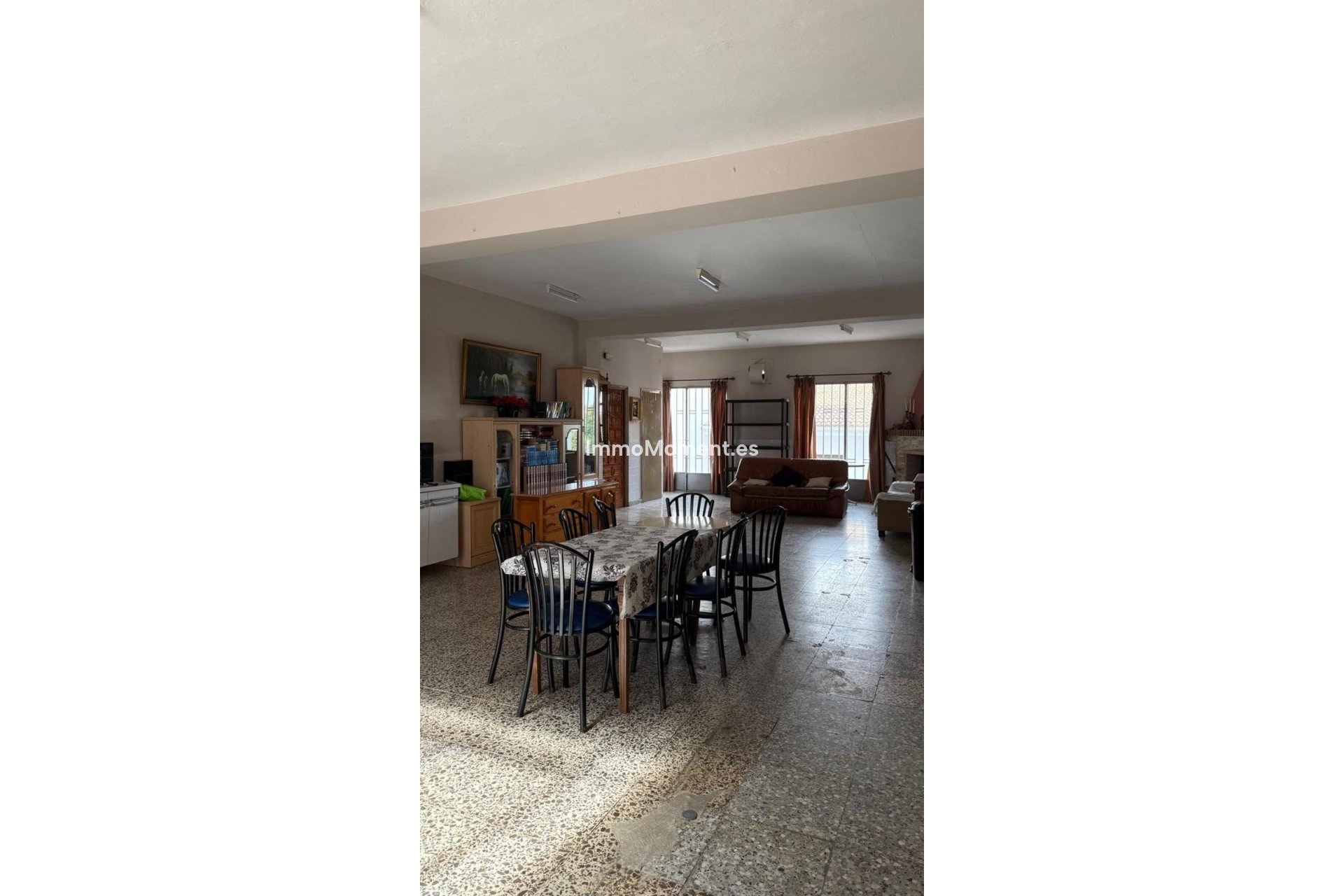 Bestaande woning - Rijtjeshuis - Binnenland  - Guaro