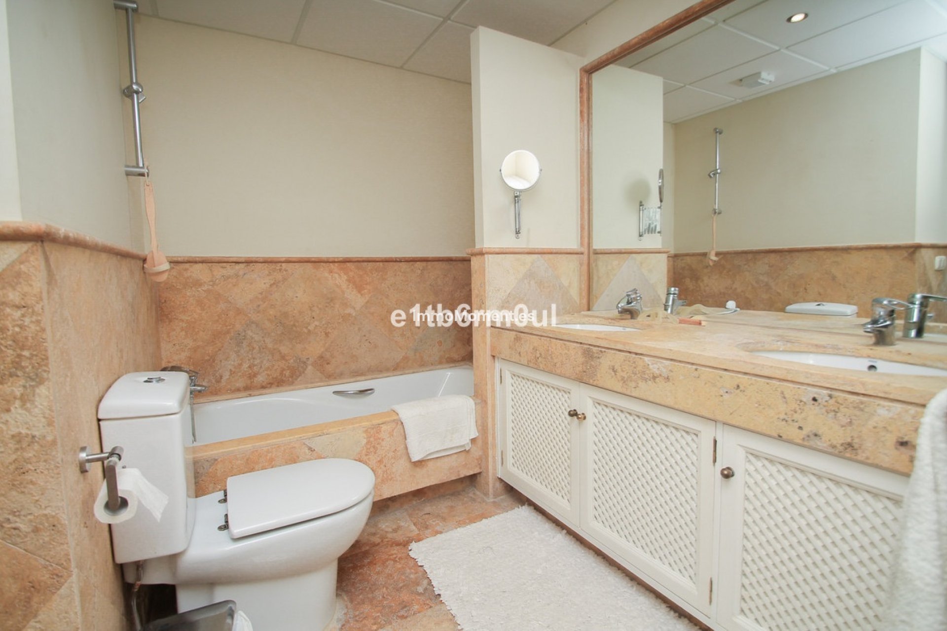 Bestaande woning - Rijtjeshuis - Binnenland  - Istán