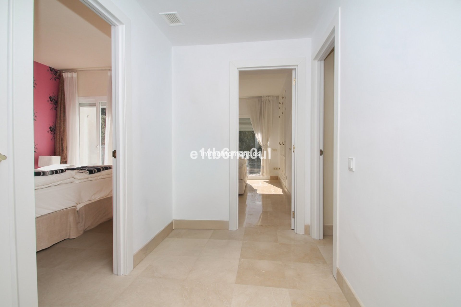 Bestaande woning - Rijtjeshuis - Binnenland  - Istán
