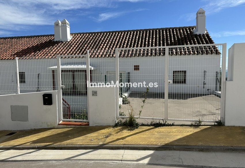Bestaande woning - Rijtjeshuis - Casares - Doña Julia