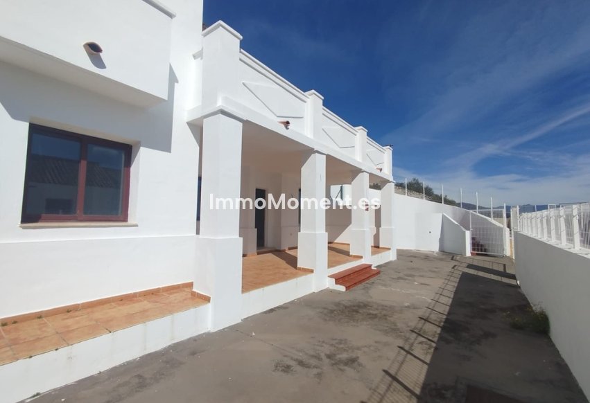 Bestaande woning - Rijtjeshuis - Casares - Doña Julia