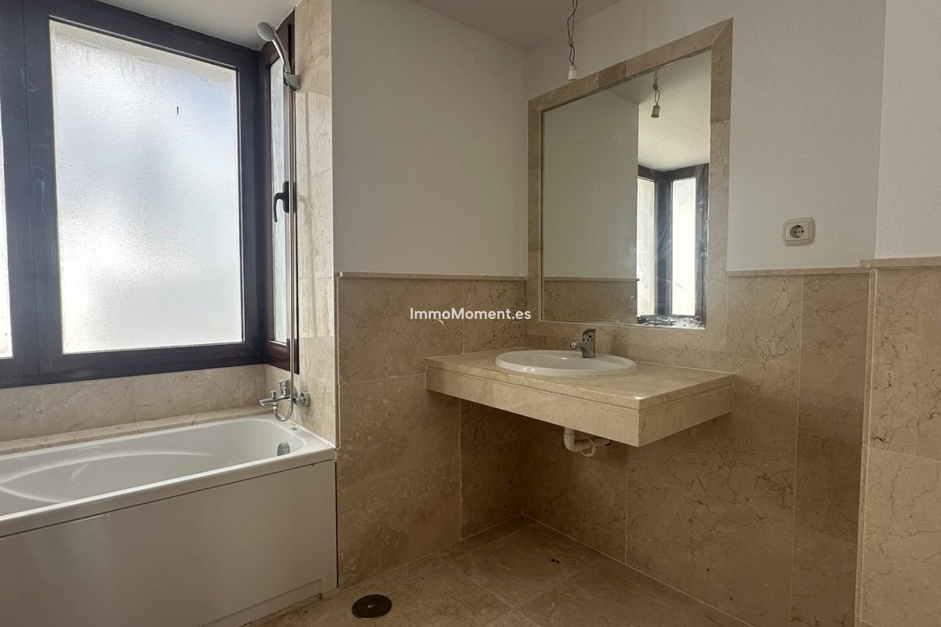 Bestaande woning - Rijtjeshuis - Casares - Doña Julia