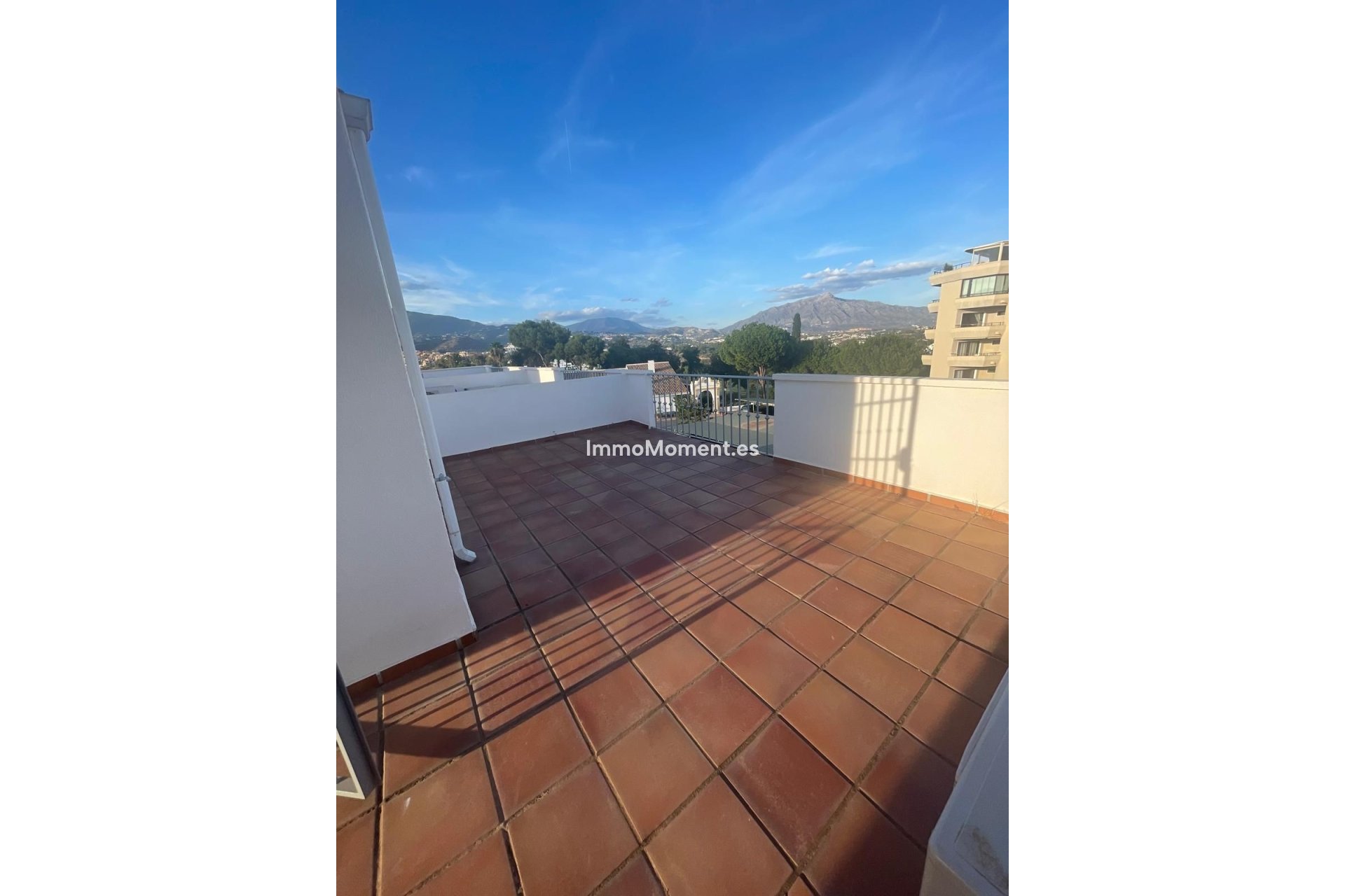 Bestaande woning - Rijtjeshuis - Estepona  - Atalaya